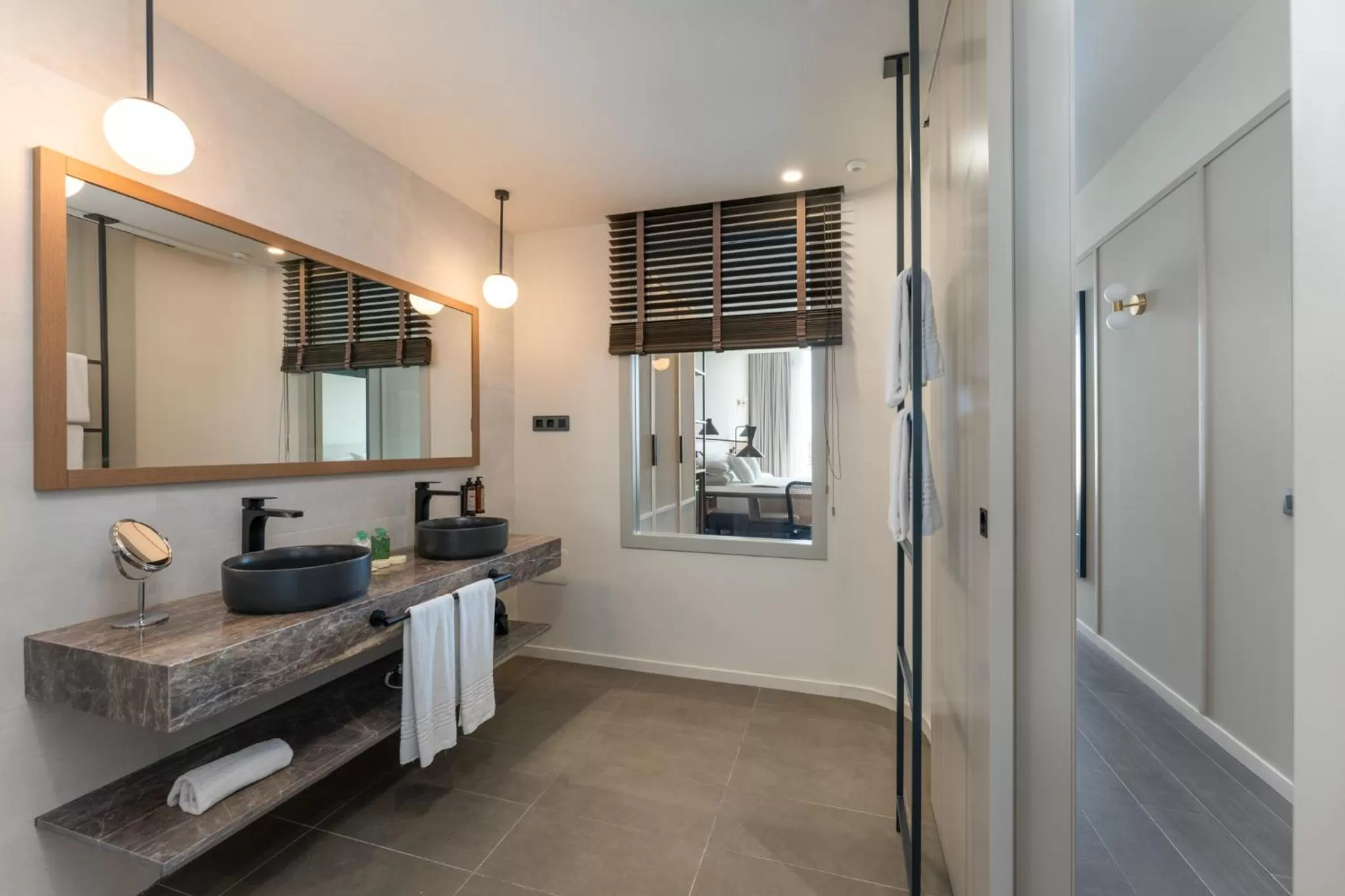 Bathroom in Hotel LIVVO Lumm