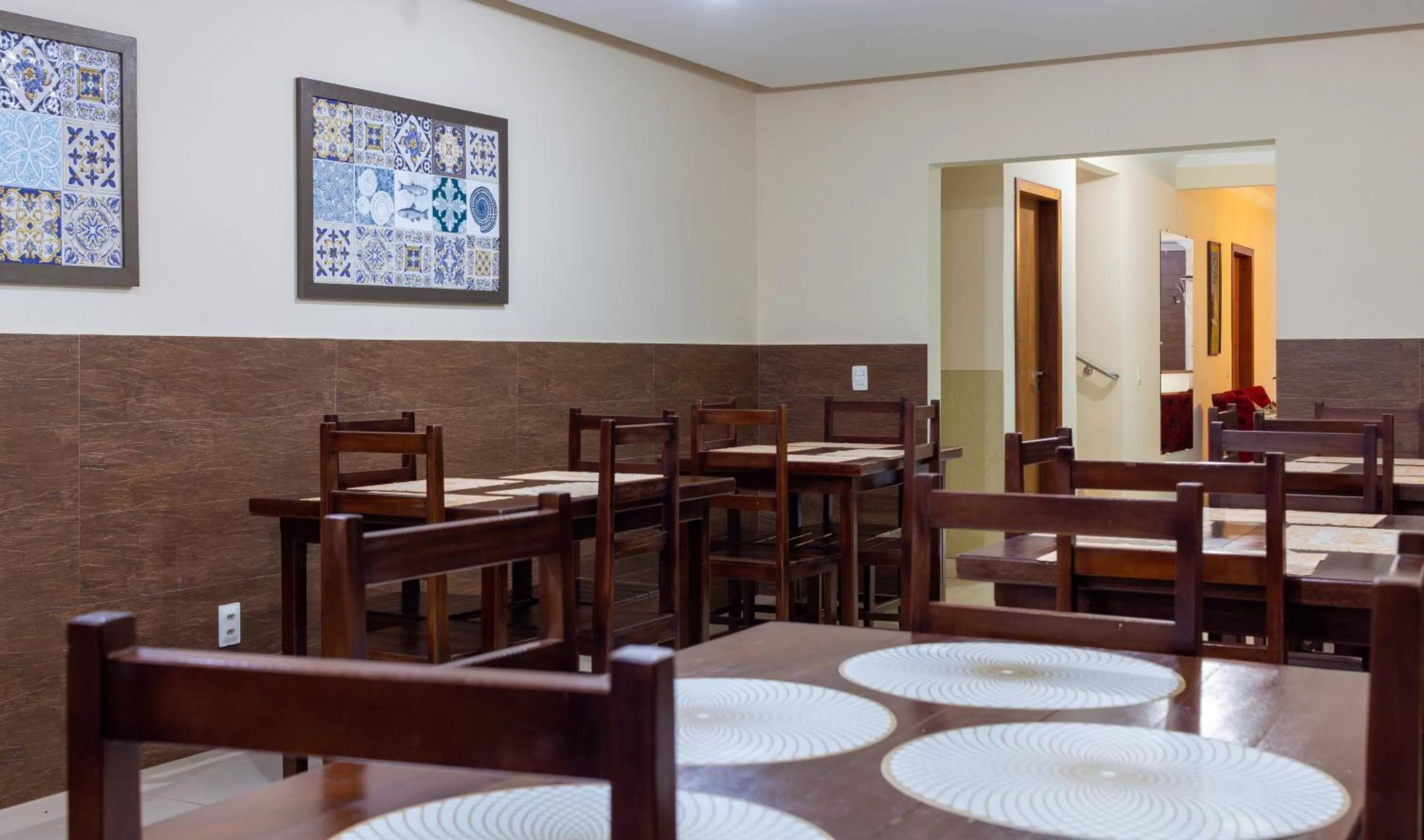 Restaurant/places to eat in Pousada Jardim Brasília