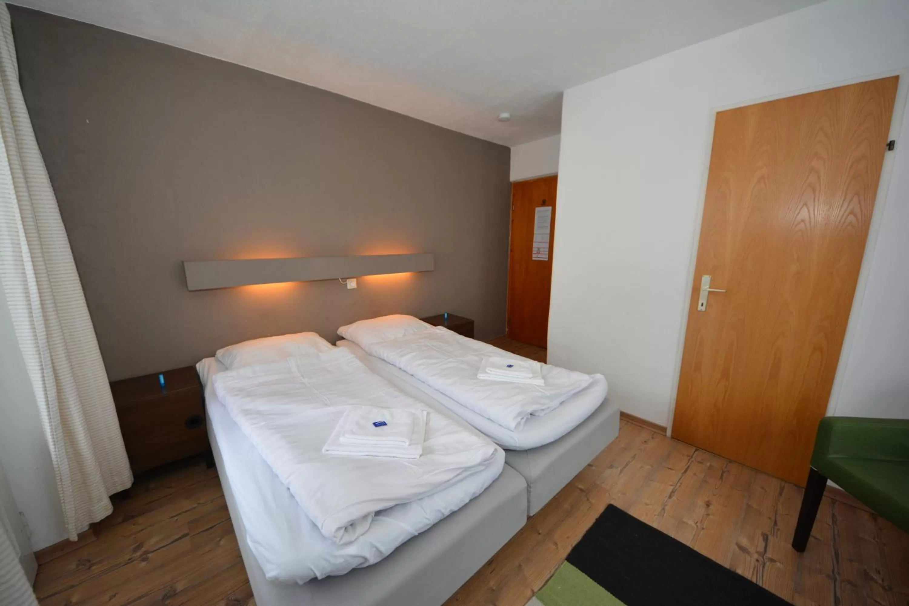 Bedroom, Bed in Haus Irmgard by Châtel Reizen