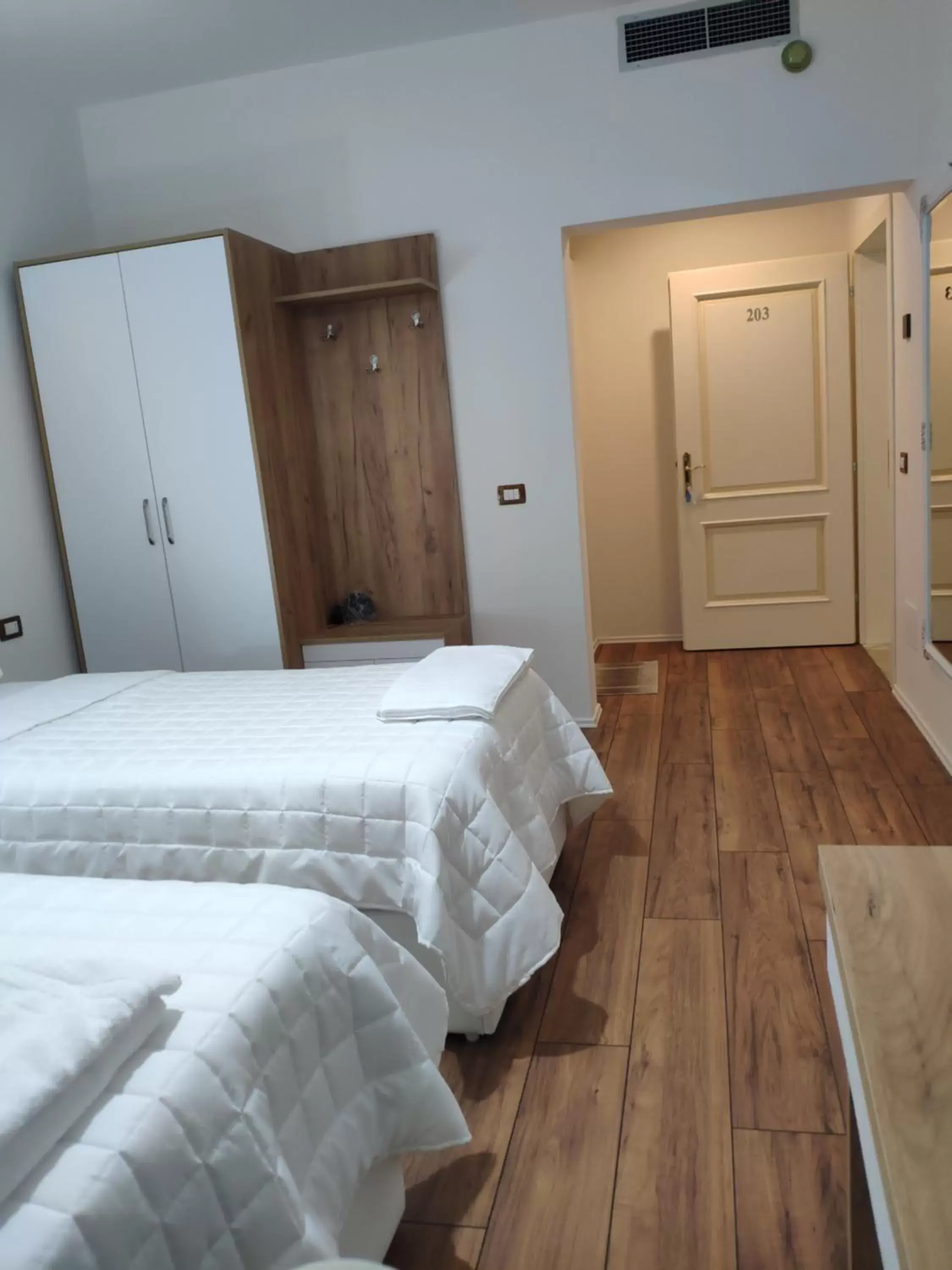 Twin Room - single occupancy in Hotel TREVA Twin Room - single occupancy in Hotel TREVA