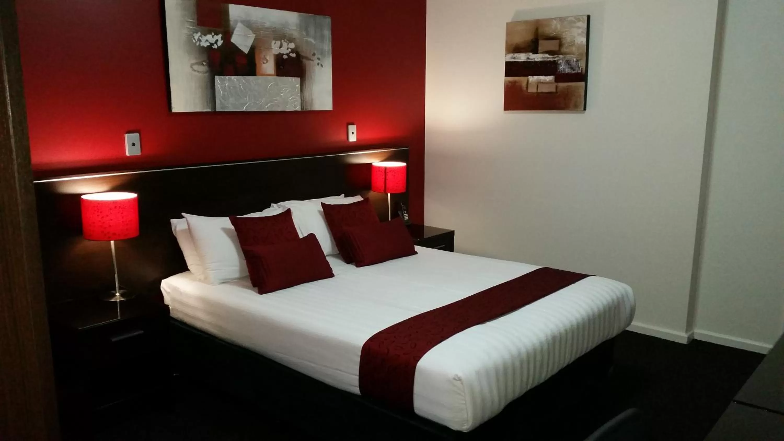 Bed in ibis Styles Broken Hill