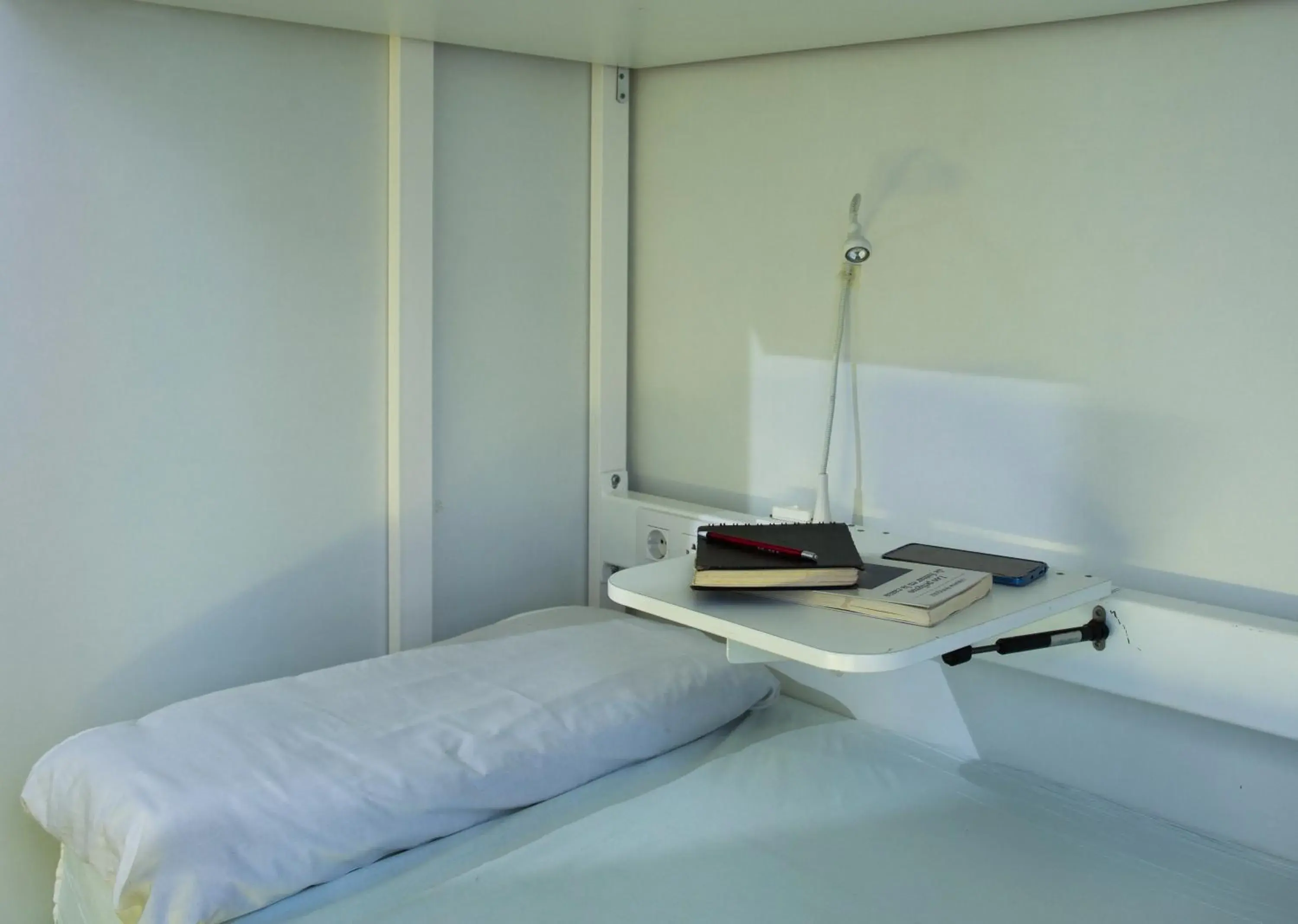 Triple Room in Urbany Hostel BCN GO! Triple Room in Urbany Hostel BCN GO!