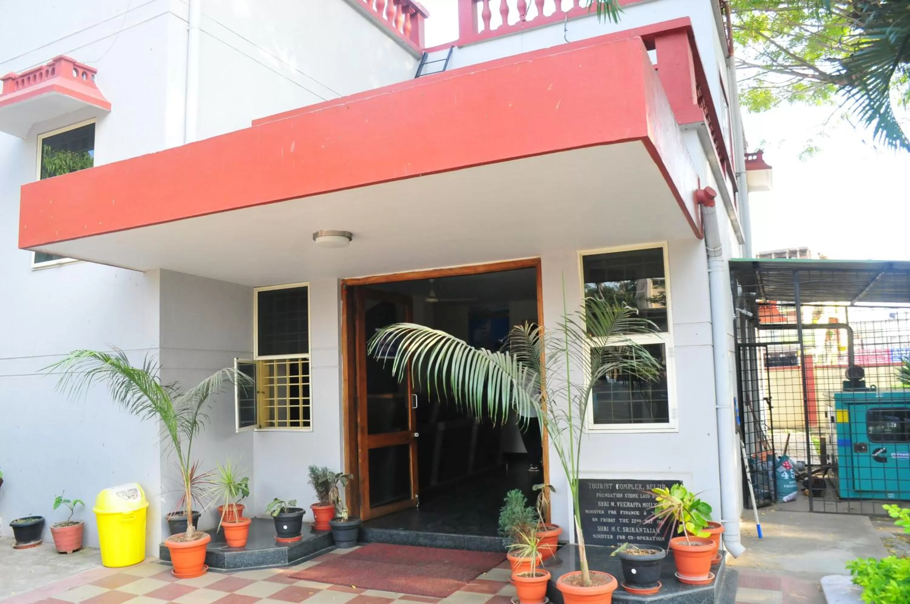 Property building in KSTDC Hotel Mayura Velapuri Belur