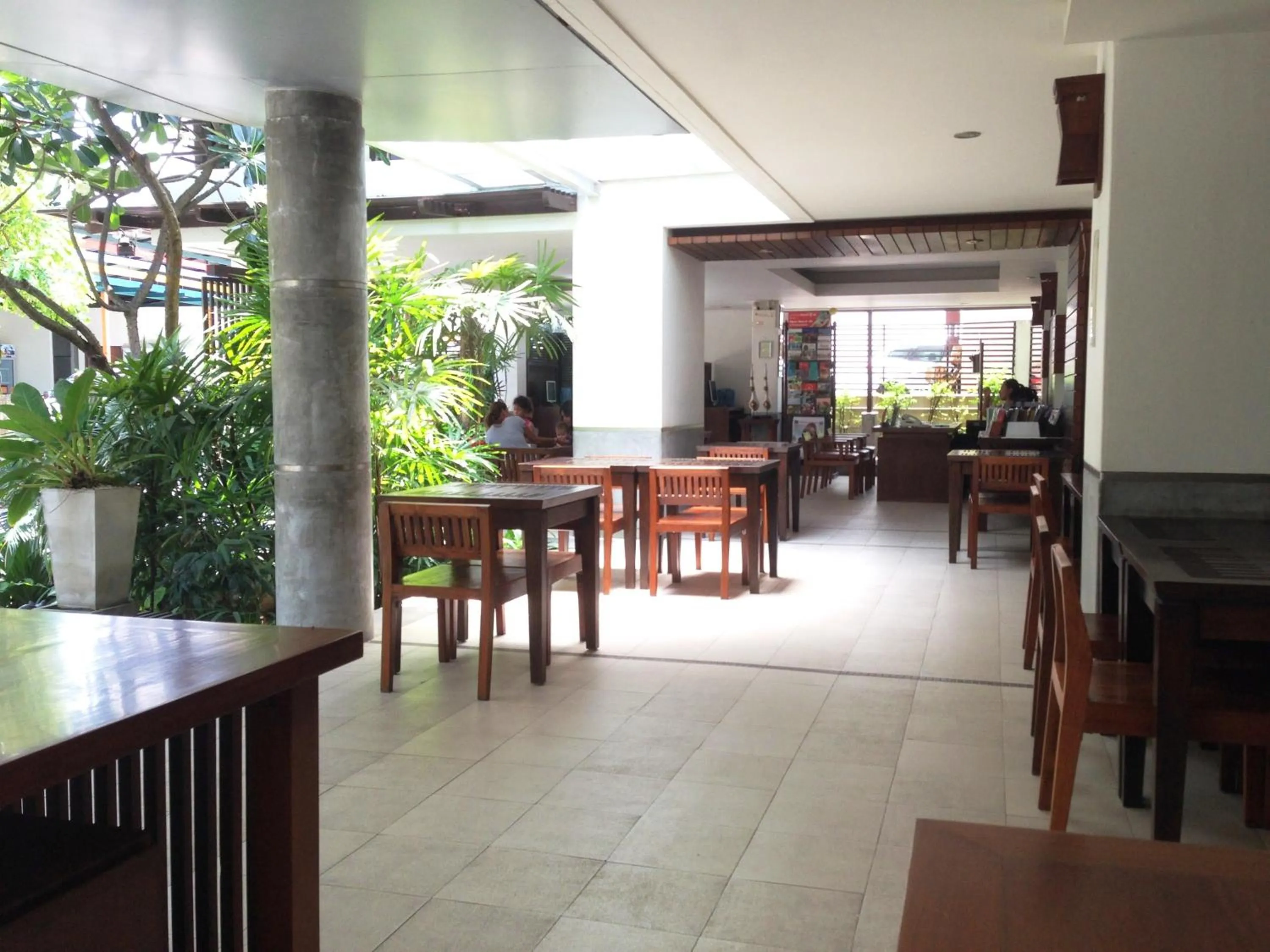 Restaurant/places to eat in Evergreen Resort