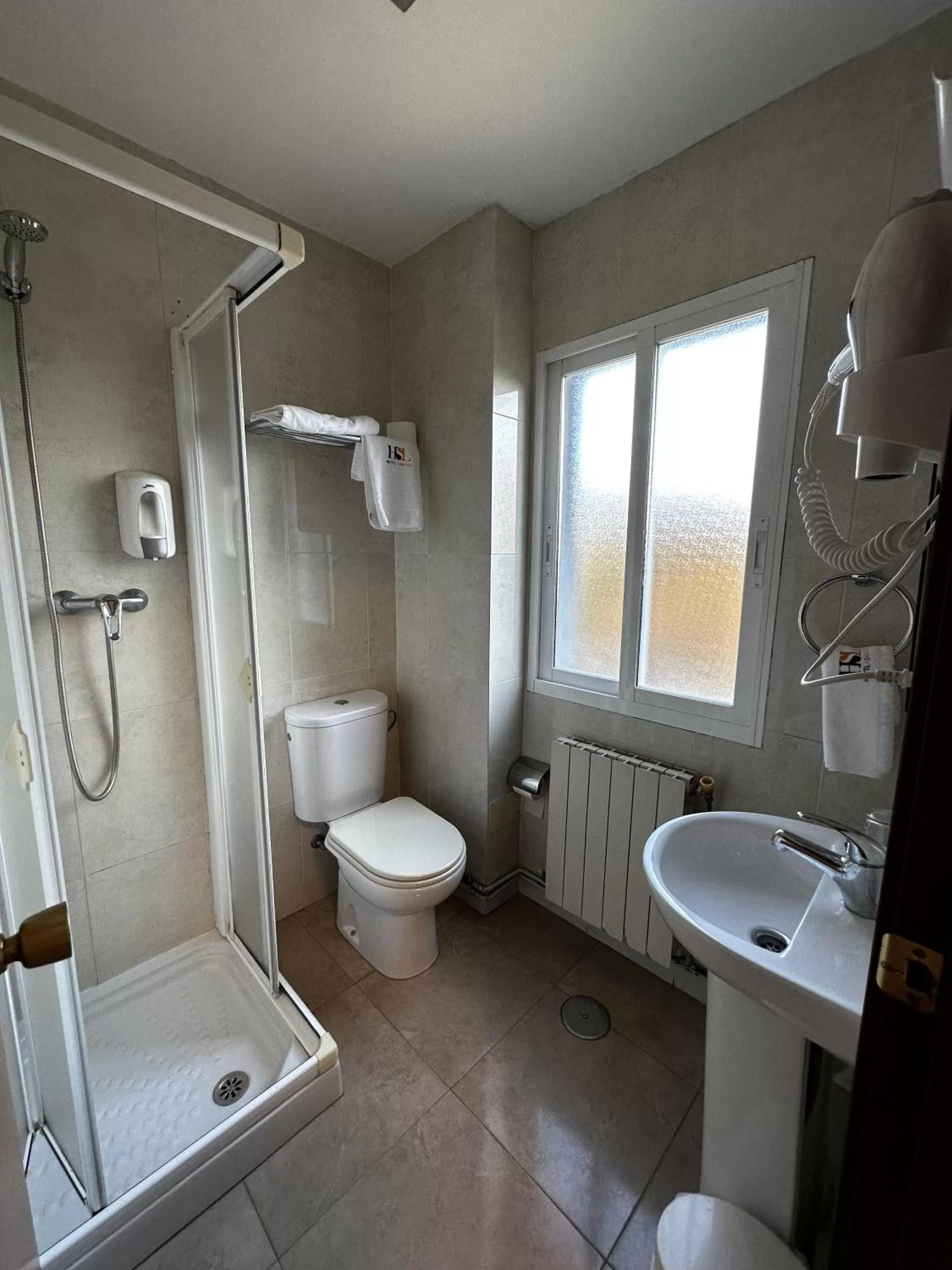 Bathroom in Hotel San Luis