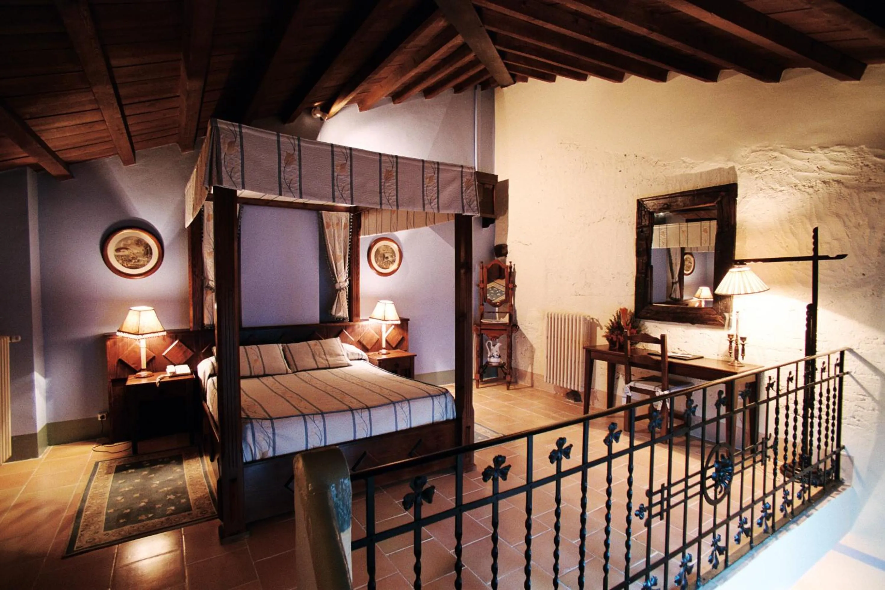 Photo of the whole room, Bed in Hospederia Meson de la Dolores