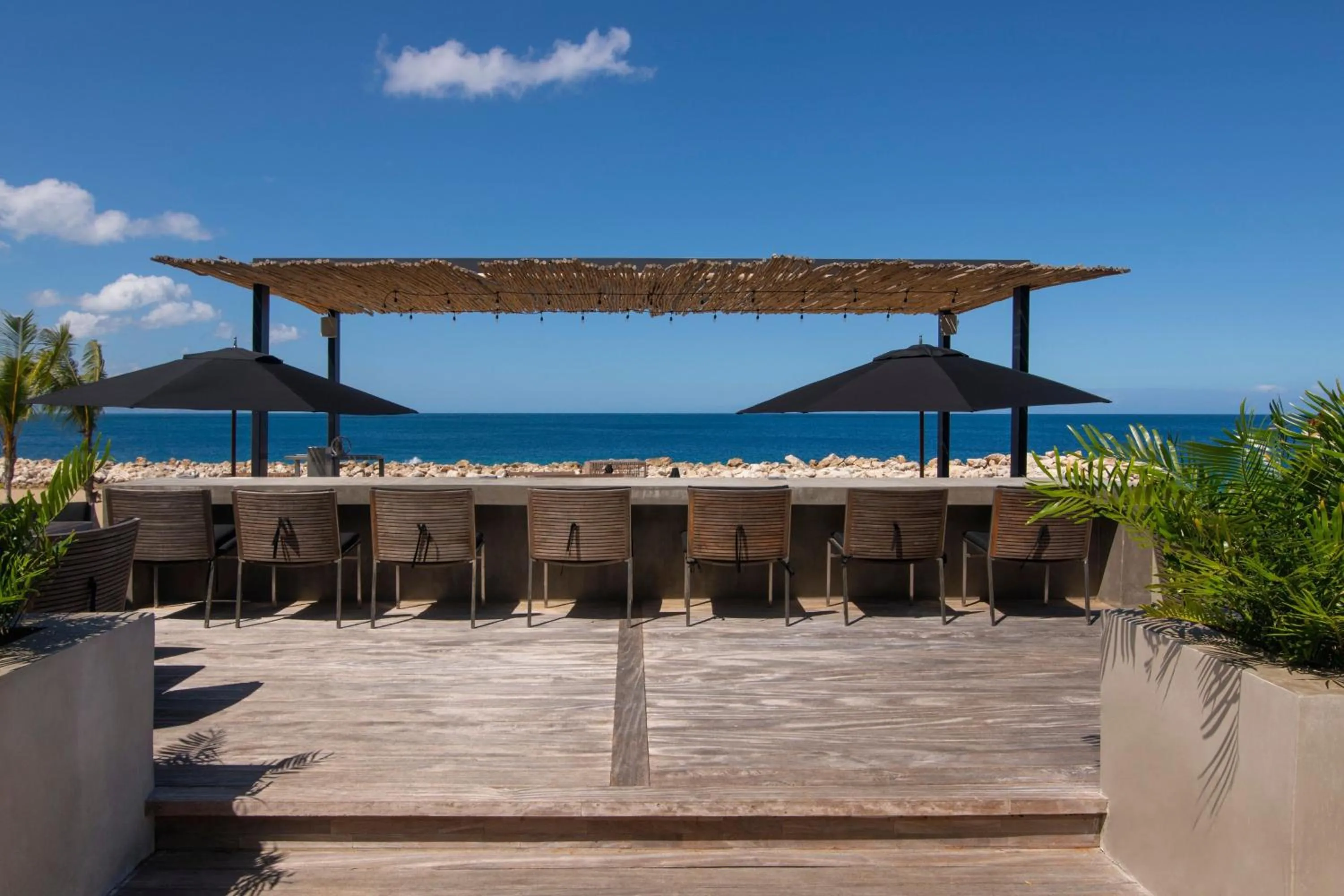 Lounge or bar in The Ocean Club, a Luxury Collection Resort, Costa Norte