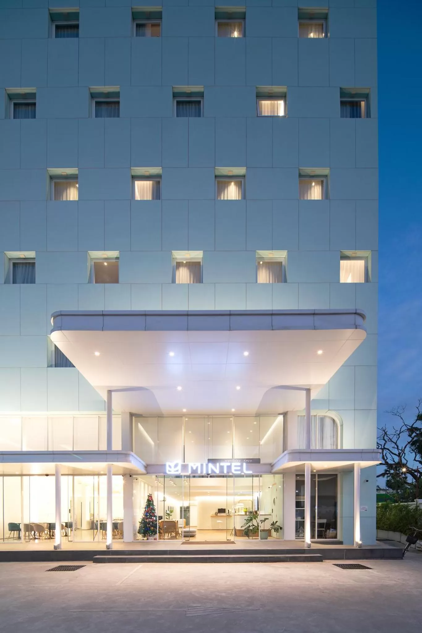 Property building in Mintel Huamark