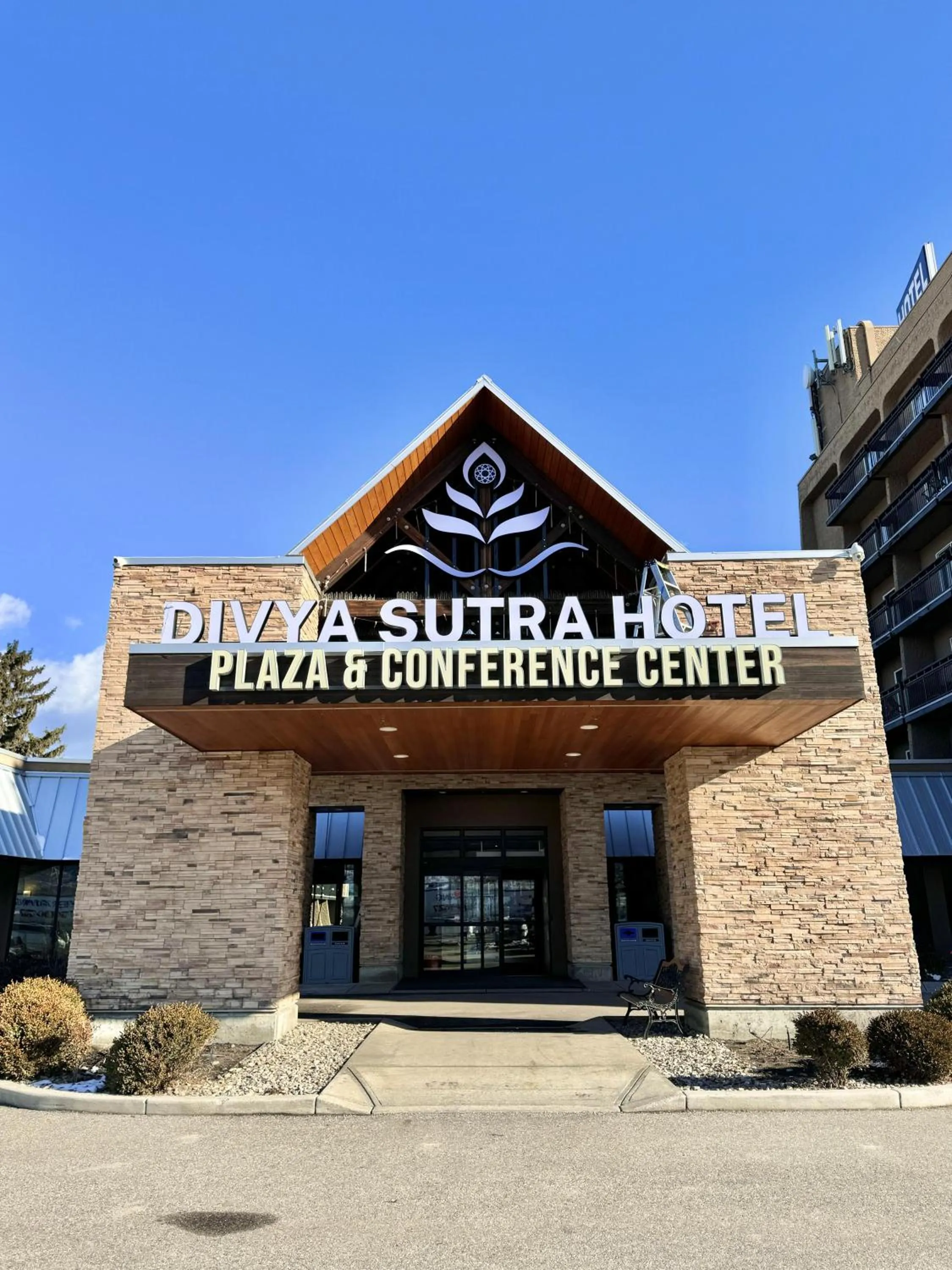 Property building in Divya Sutra Plaza and Conference Centre, Vernon, BC