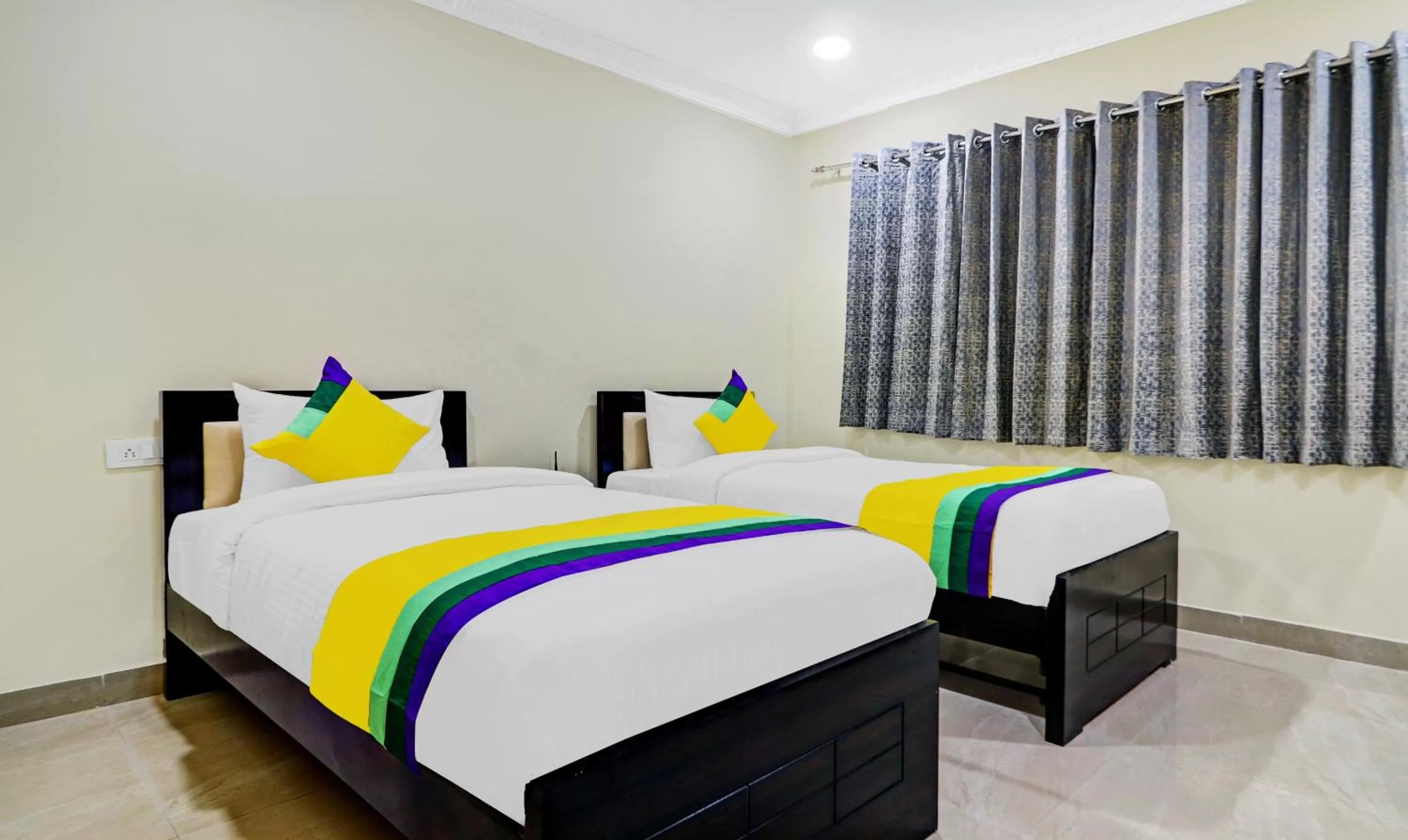 Bed in Itsy By Treebo - 99 Inn Hitech City