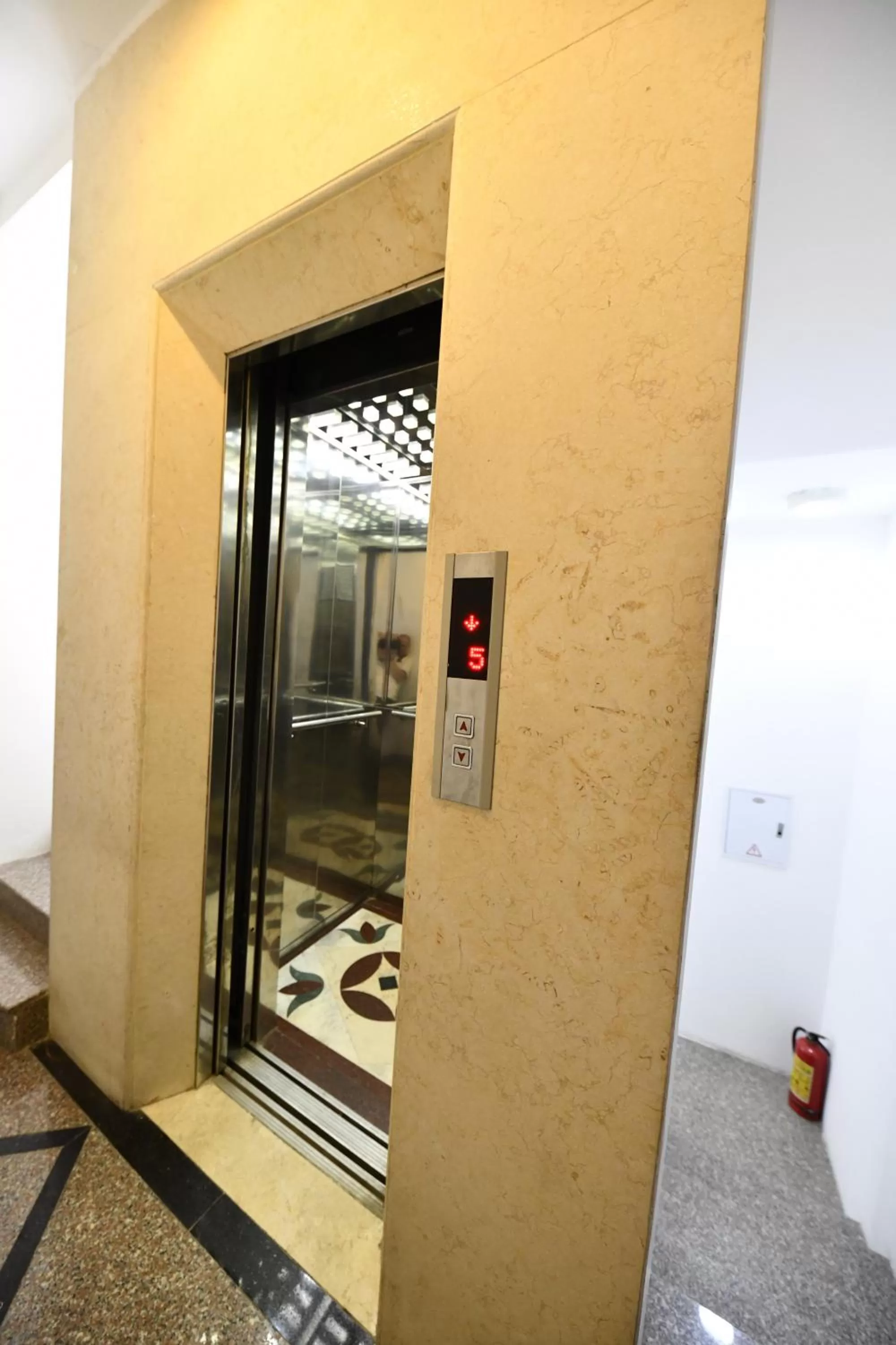 Phoenix Legend Hotel Hanoi