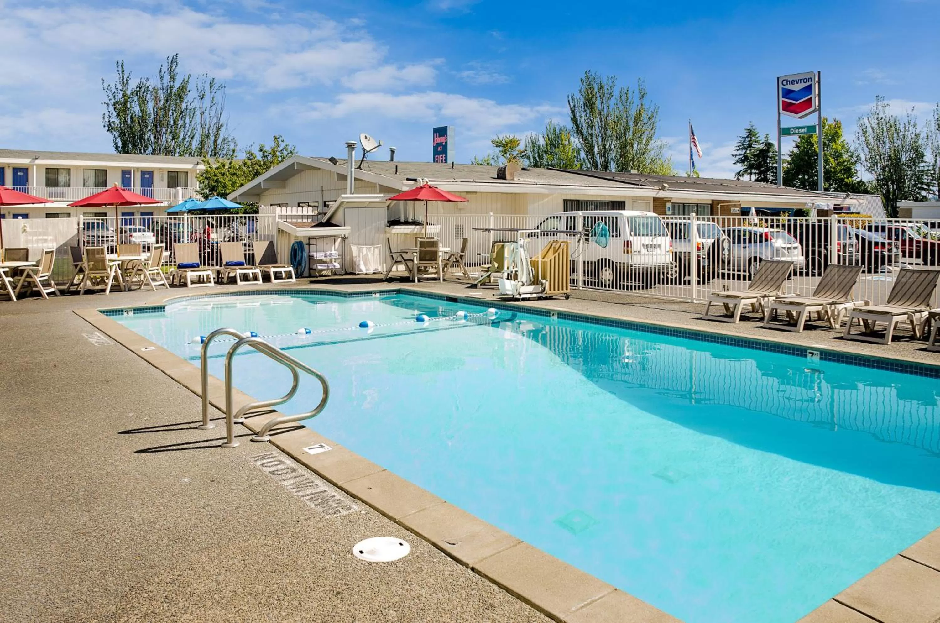 Swimming pool in Motel 6-Tacoma, WA - Fife