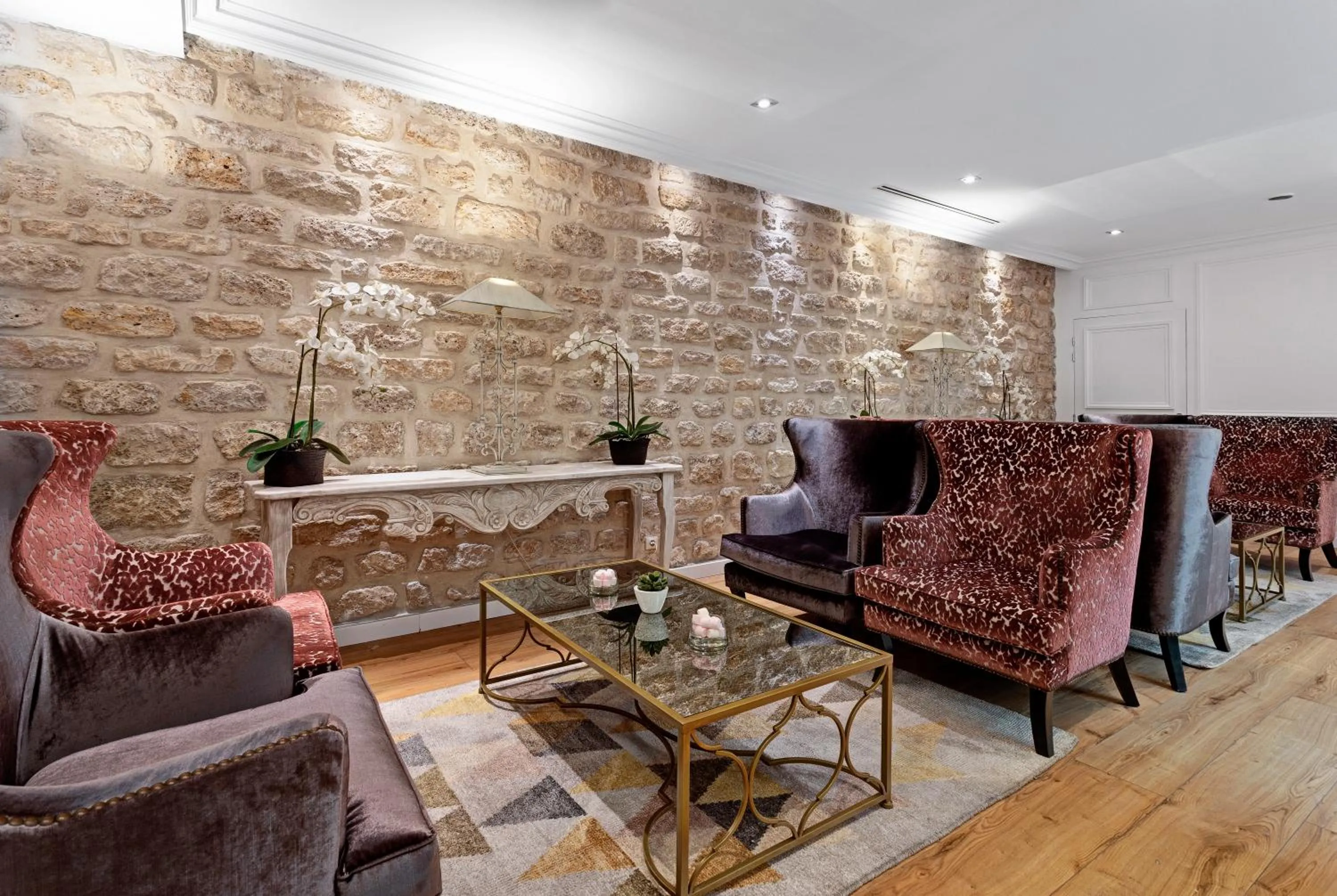 Seating area in Exe Paris Centre