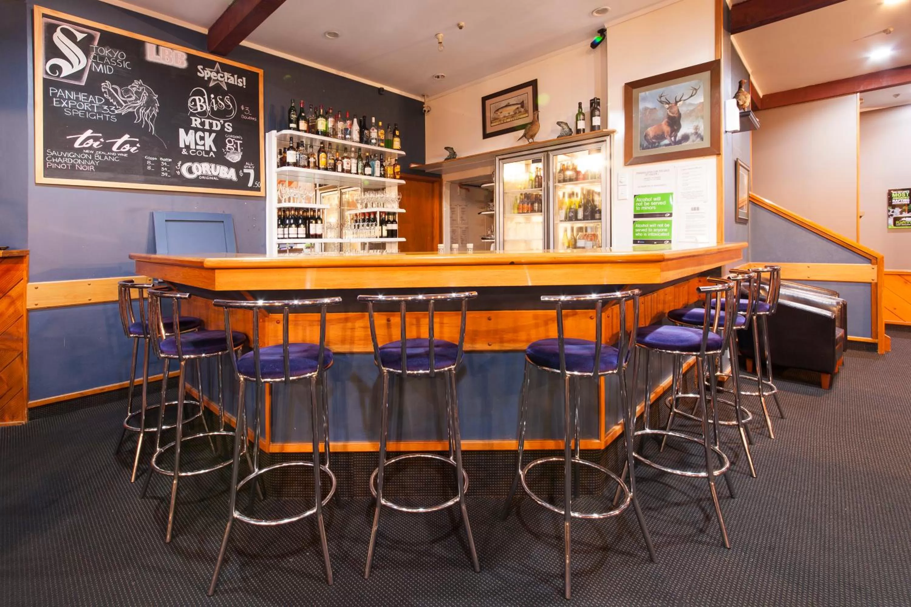 Drinks in Lakeland Resort Taupo