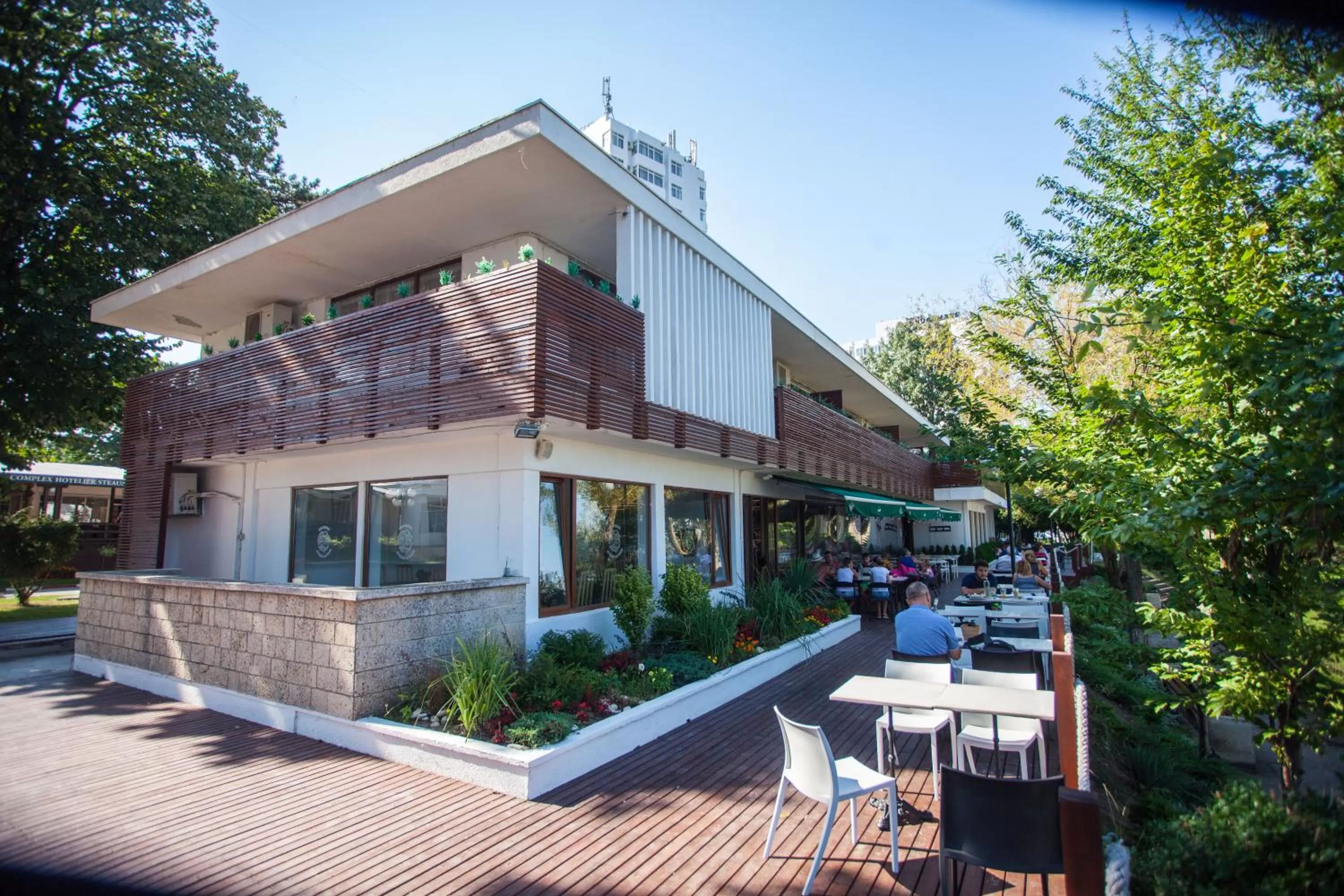 Restaurant/places to eat in Aqvatonic Hotel - Steaua de Mare