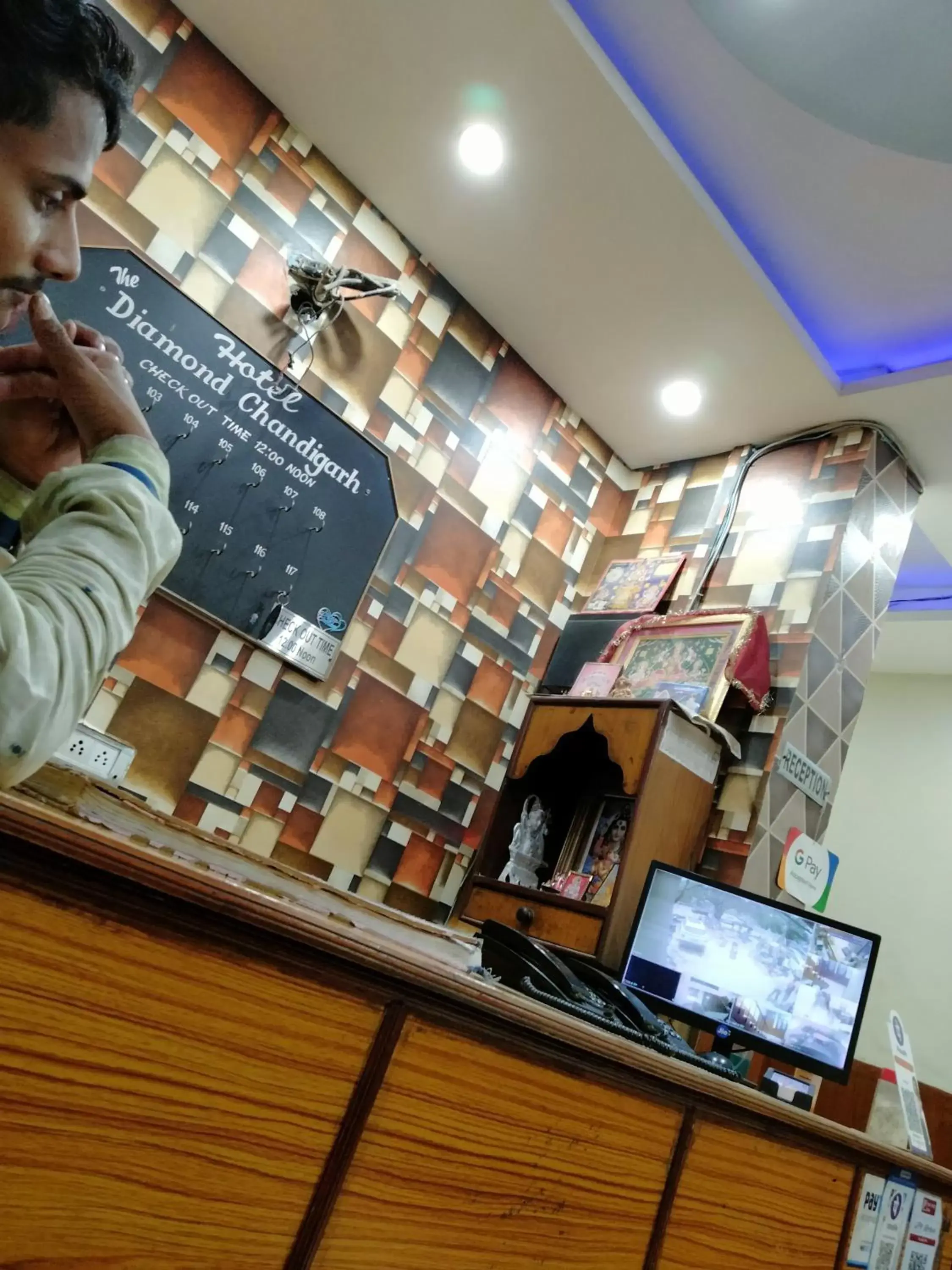 Hotel Diamond Ring Chandigarh Hotel Diamond Ring Chandigarh