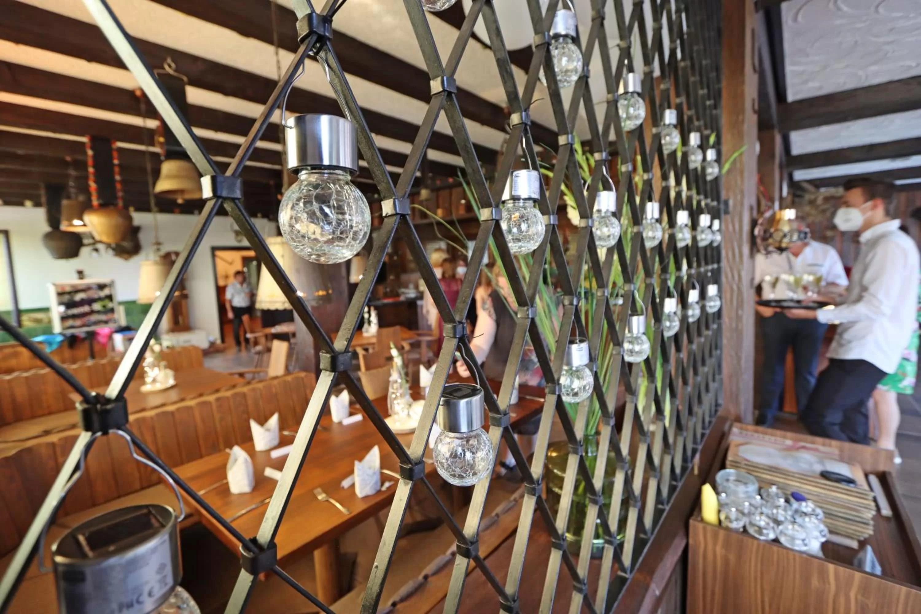 Restaurant/places to eat in Hotel Kreuz Höhengasthof