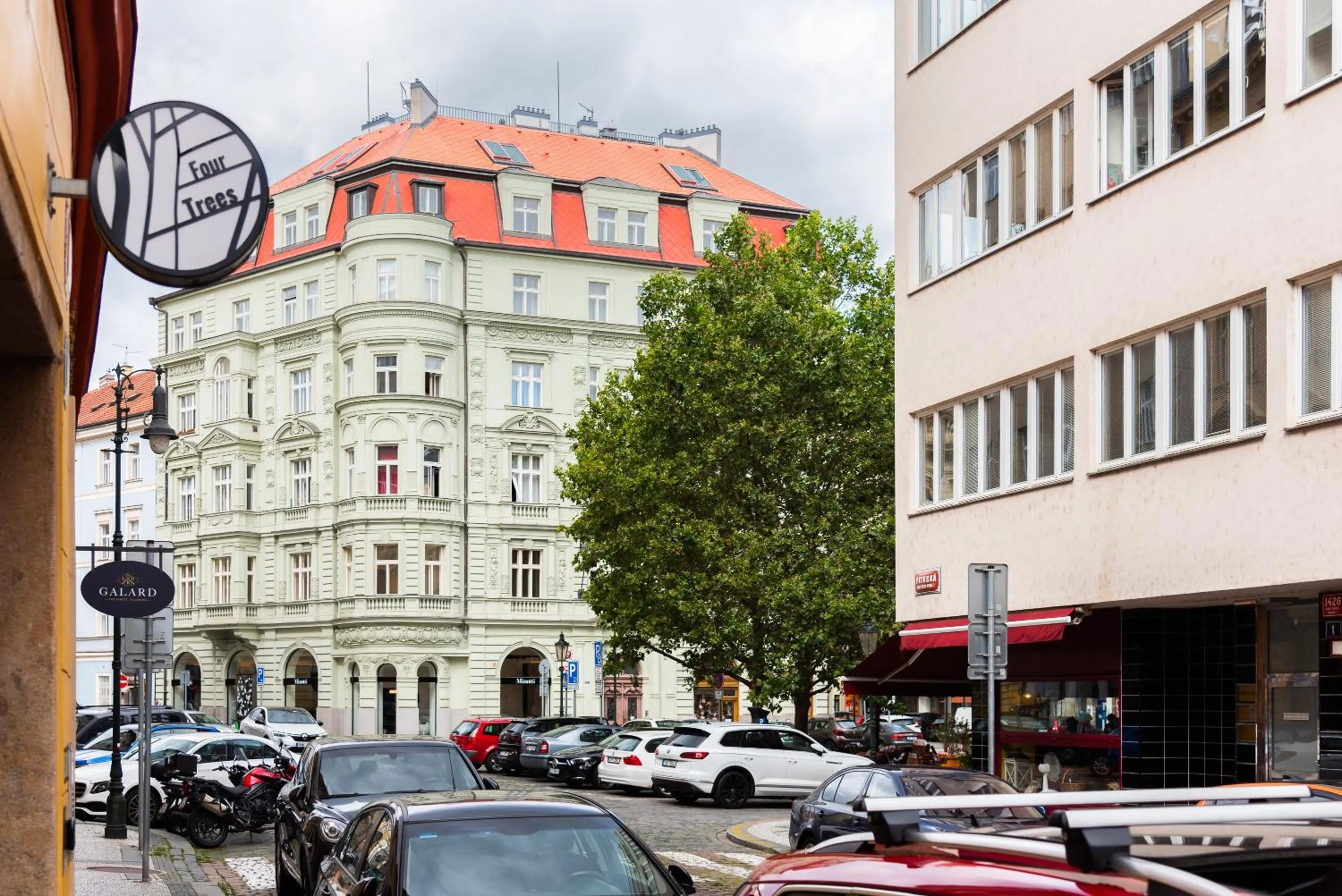 Off site in 4 Trees Apartments by Adrez