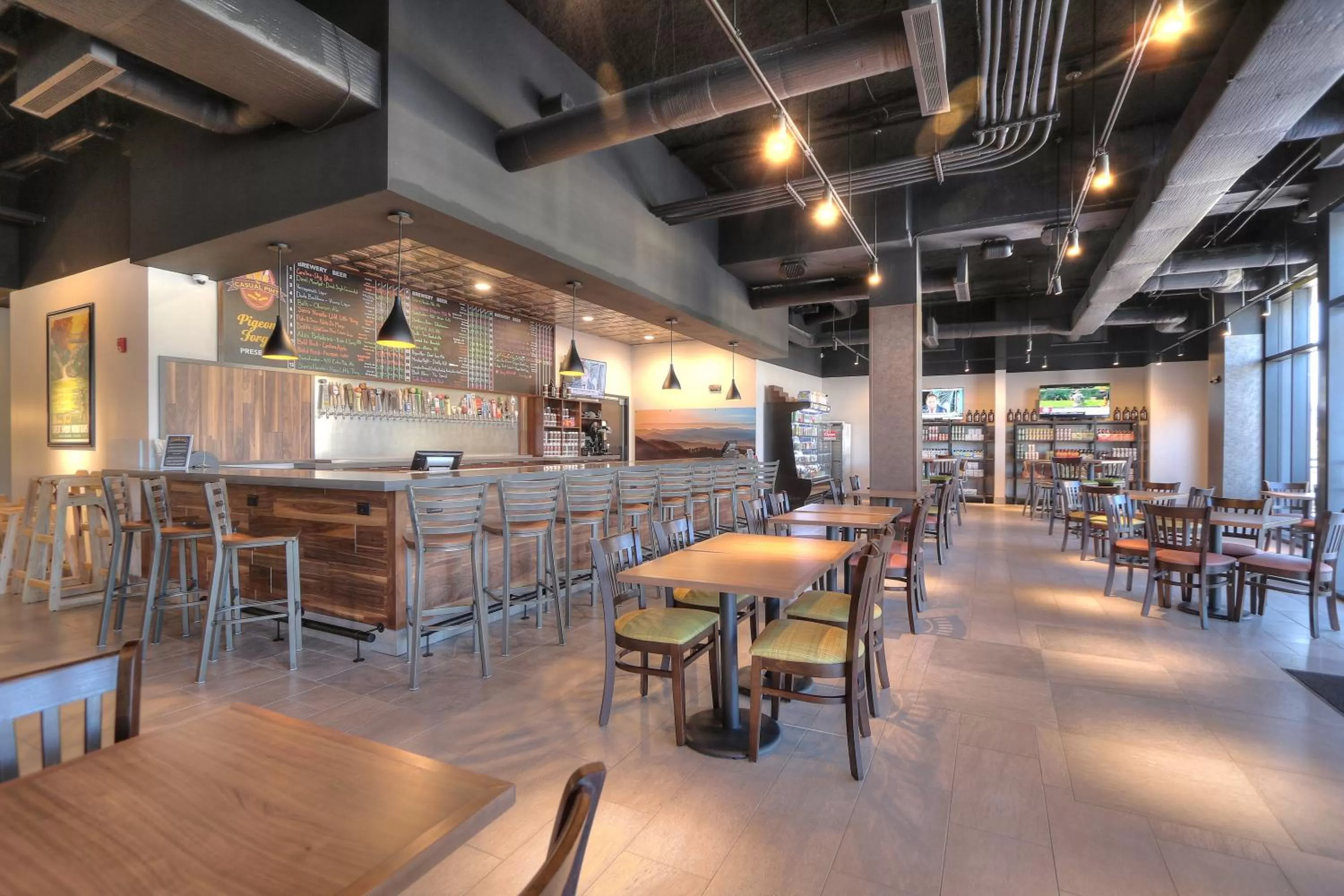 Restaurant/places to eat in Holiday Inn & Suites Pigeon Forge Convention Center by IHG