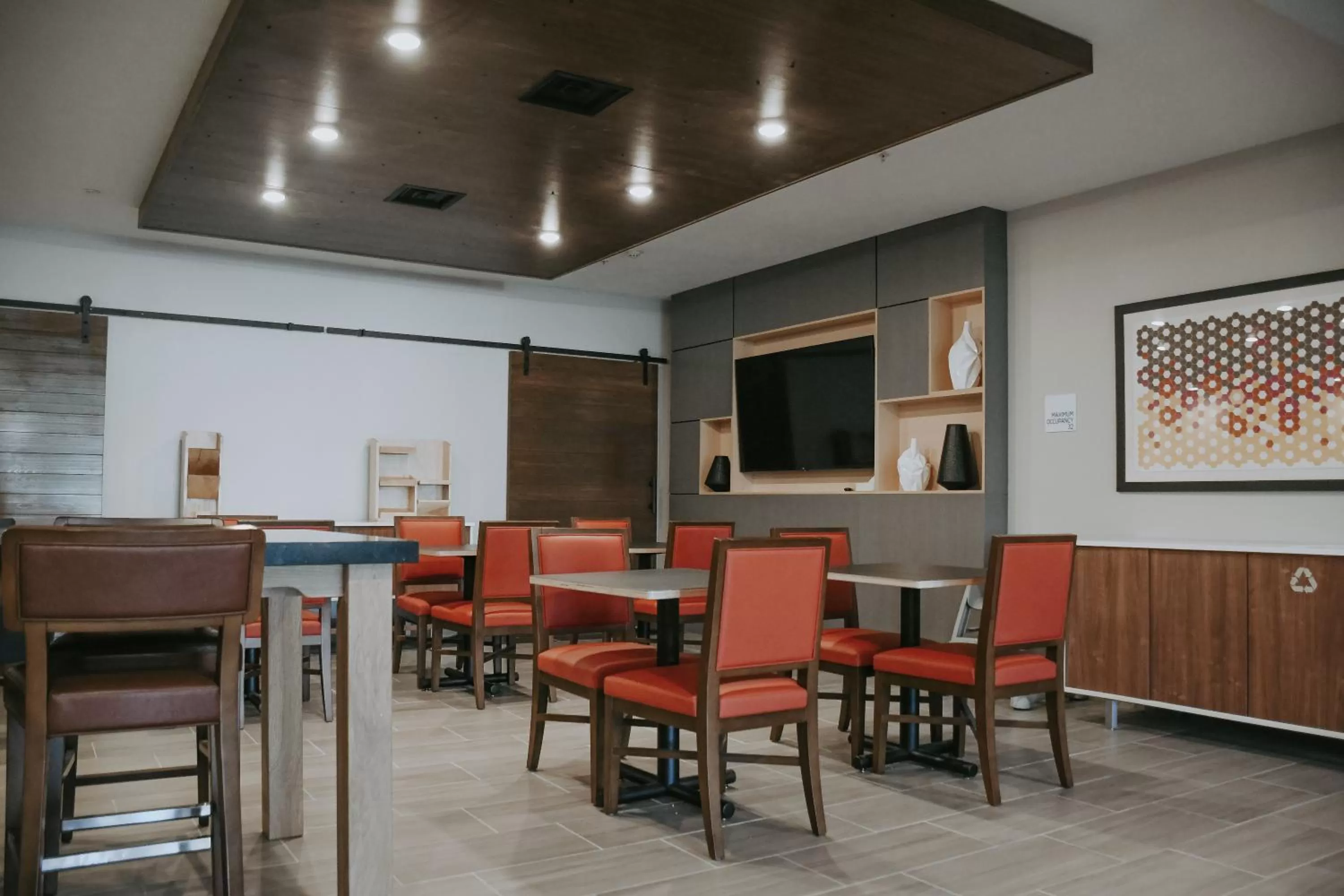 Breakfast in Holiday Inn Express Hotel & Suites Lincoln South by IHG