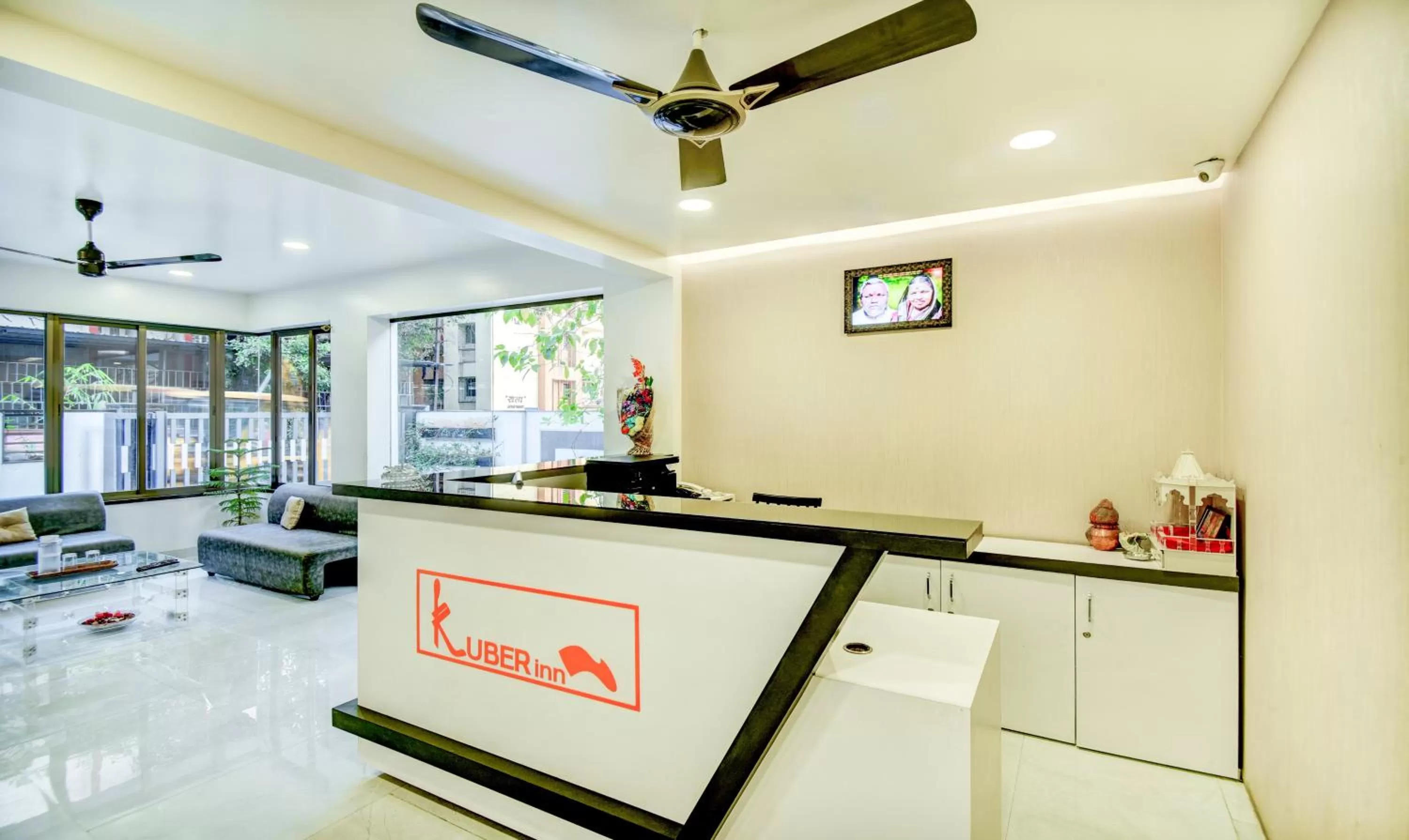 Lobby or reception, Lobby/Reception in Treebo Trend Kuber Inn