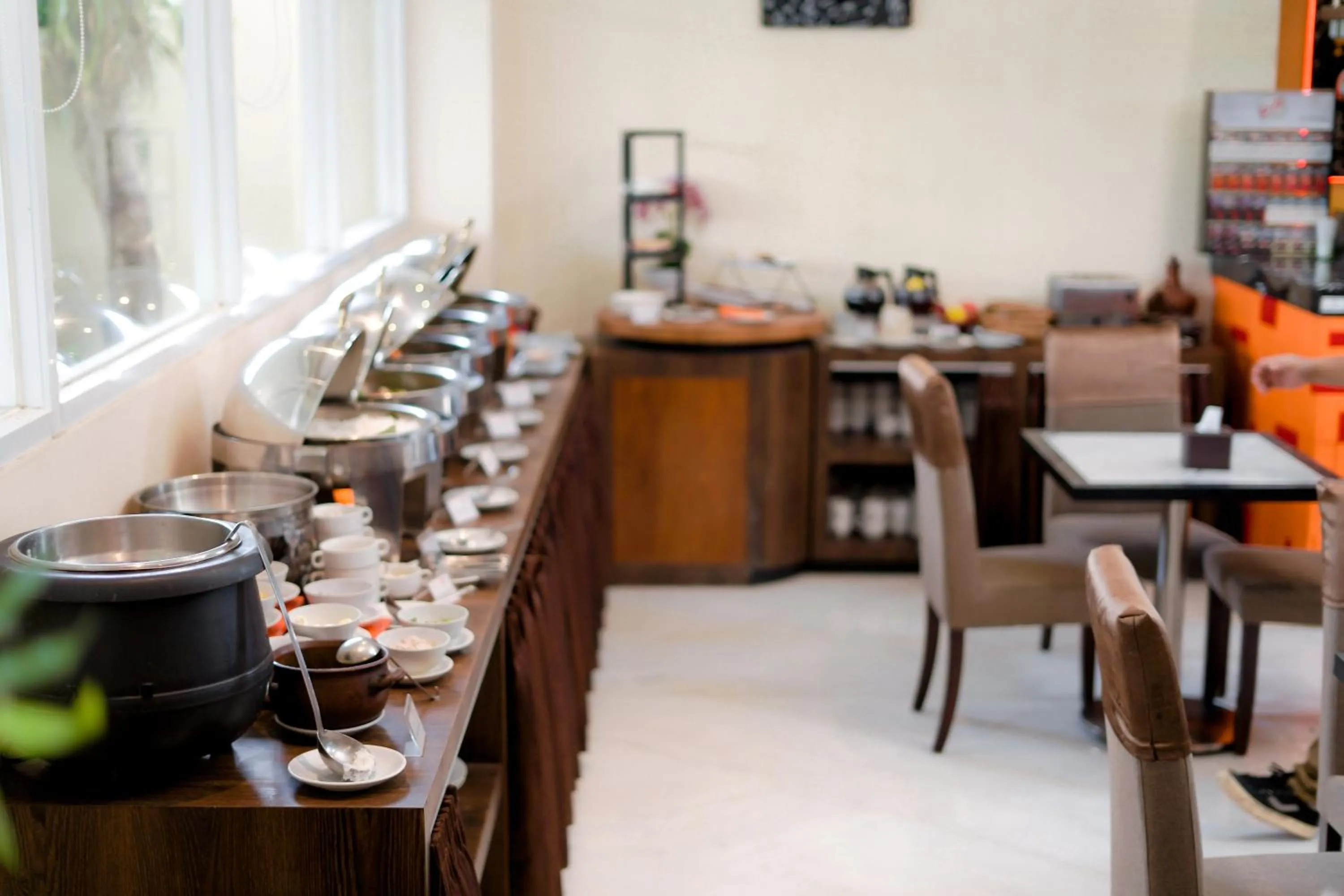 Restaurant/places to eat in Front One Hotel Purwodadi