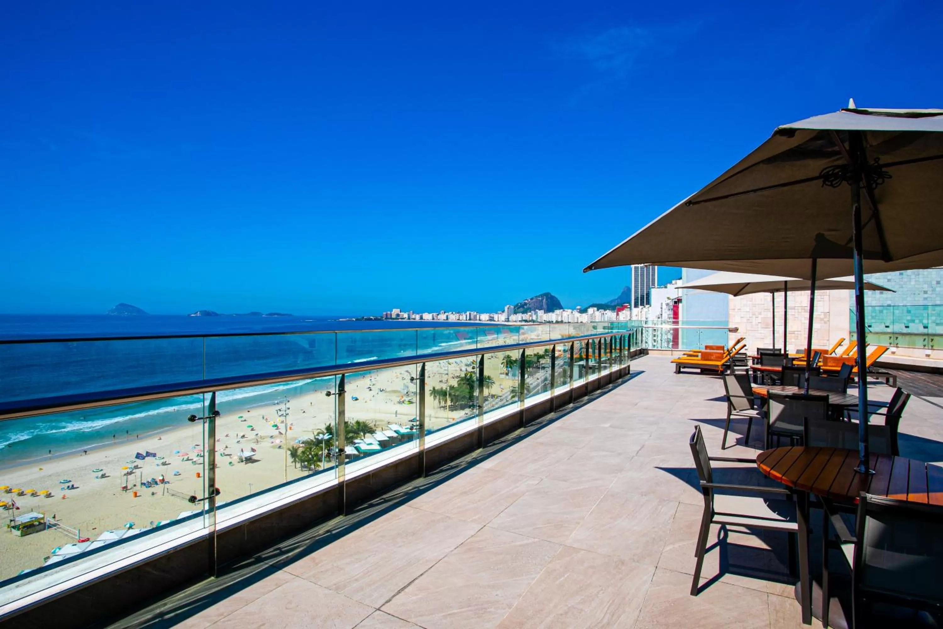 Beach in Arena Leme Hotel