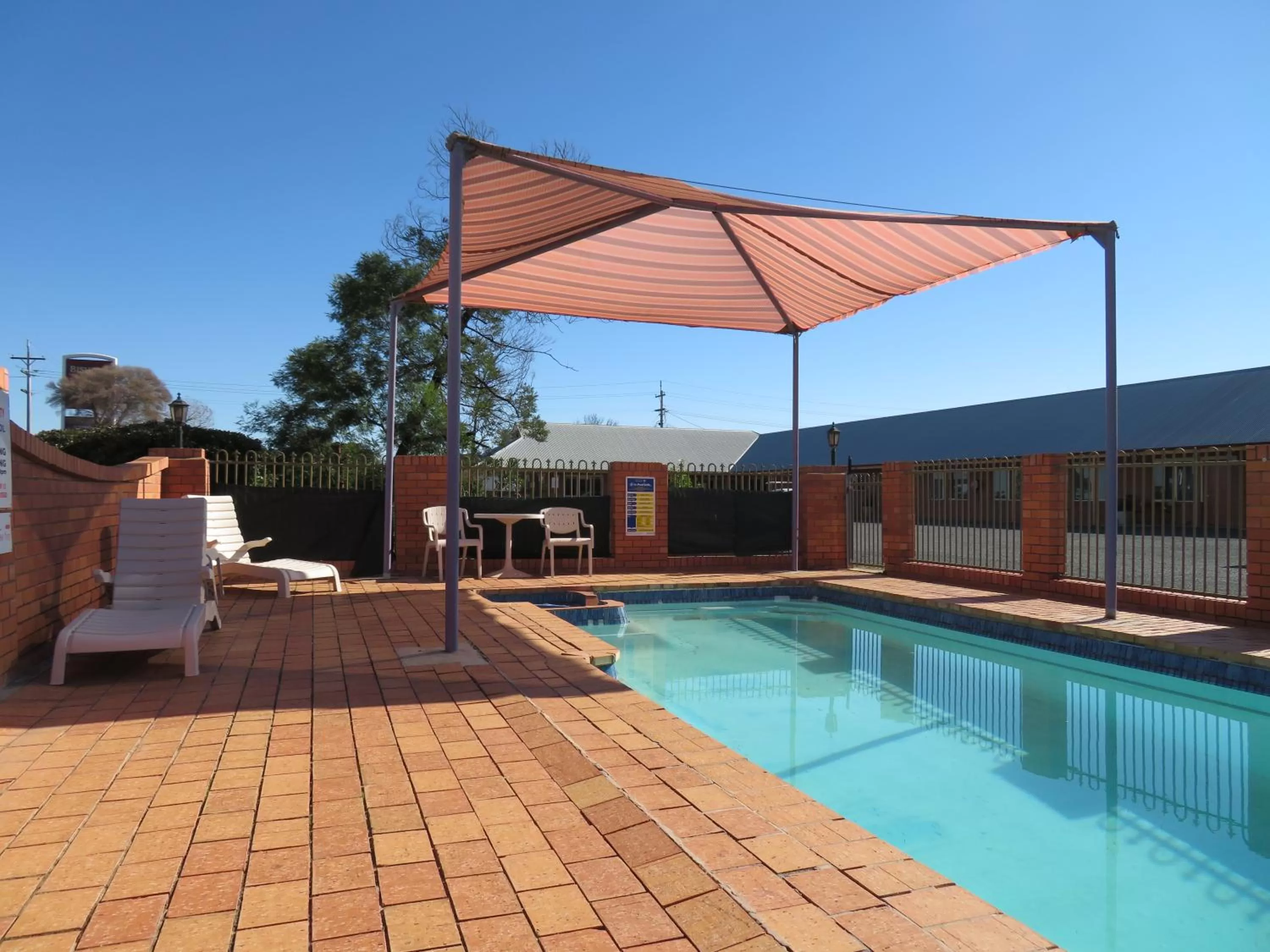 Swimming pool in Comfort Inn Bishops Lodge