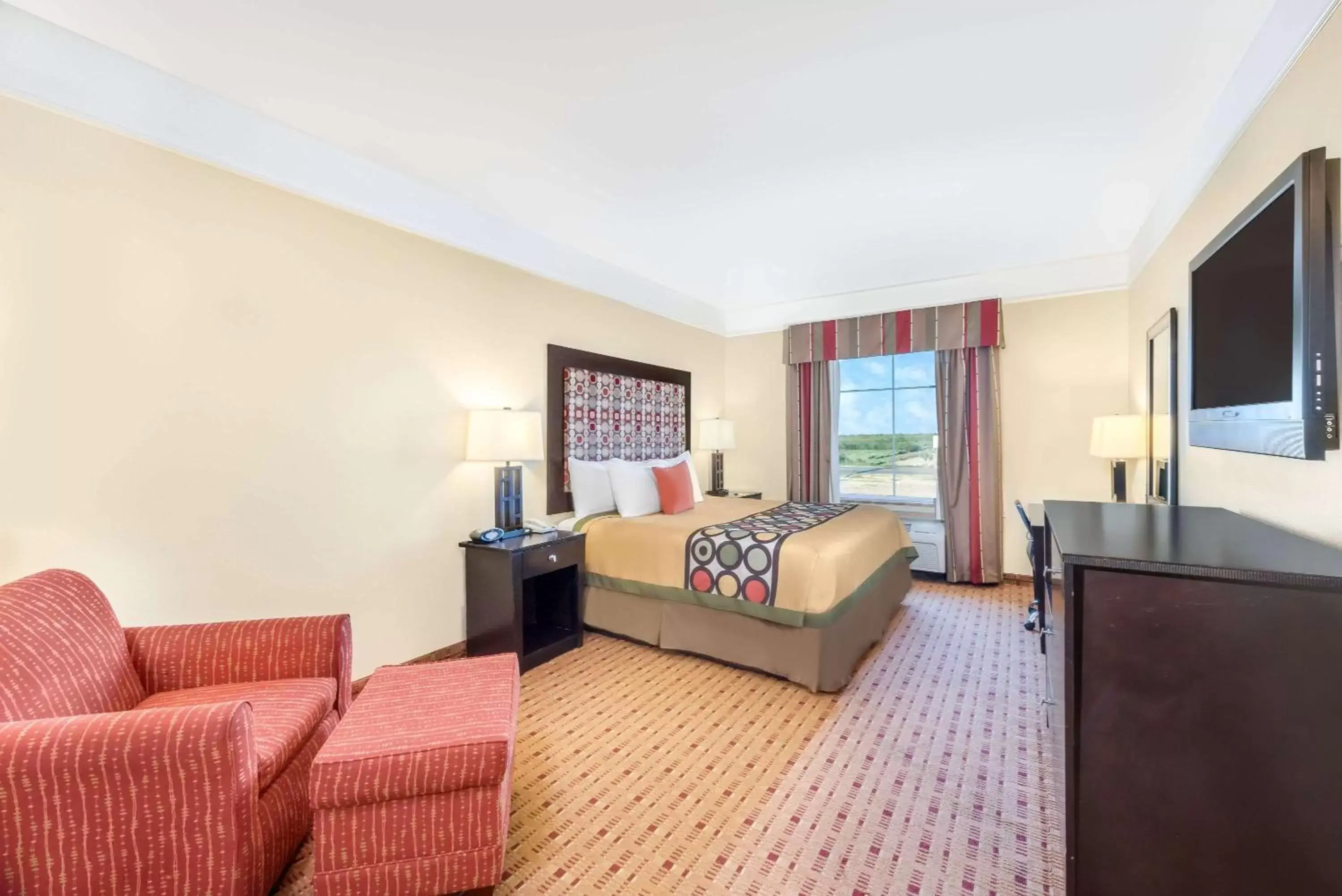 King Room - Non-Smoking in Super 8 by Wyndham Hidalgo at La Plaza Mall & Mcallen Airport King Room - Non-Smoking in Super 8 by Wyndham Hidalgo at La Plaza Mall & Mcallen Airport