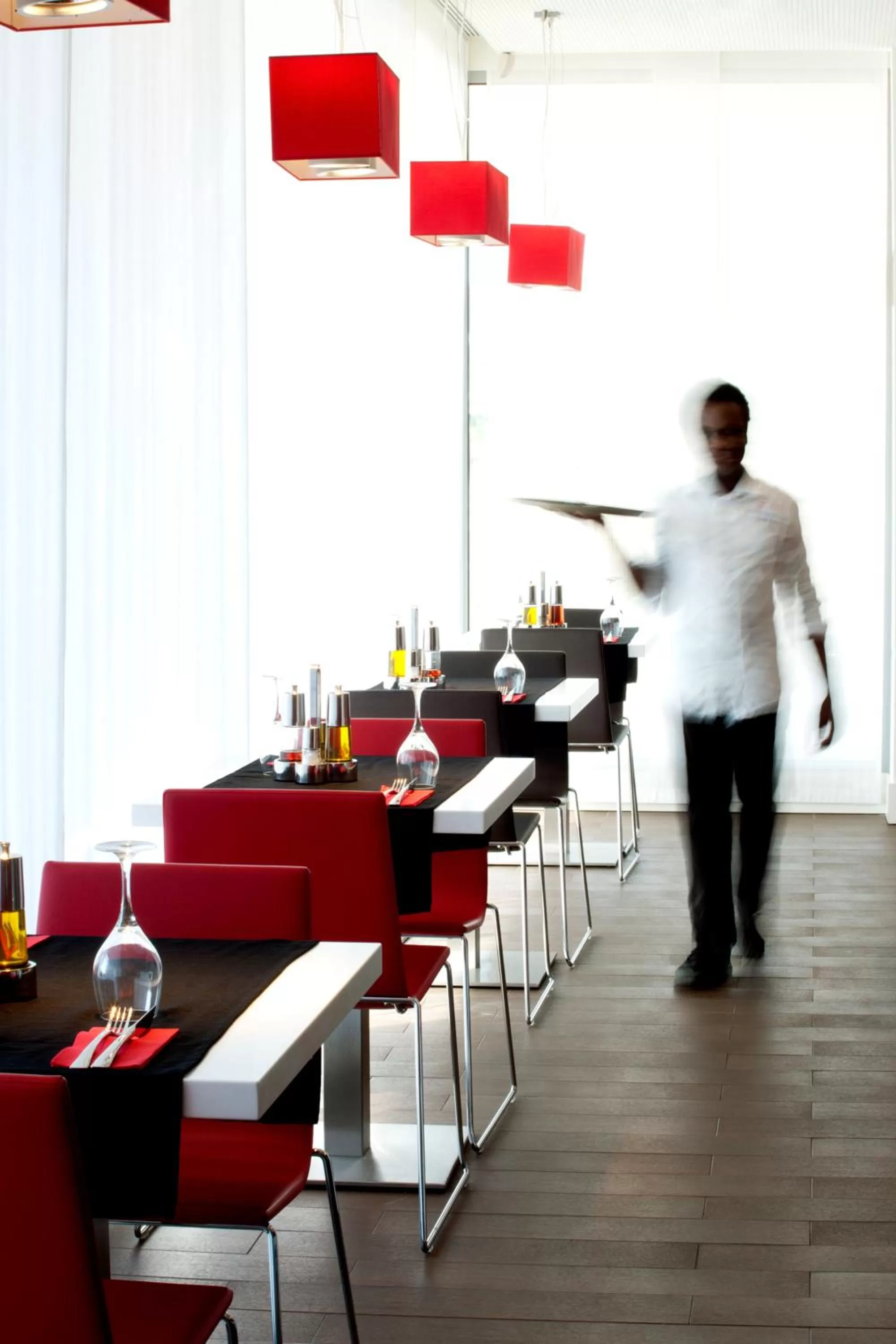 Lounge or bar in Ibis Lleida