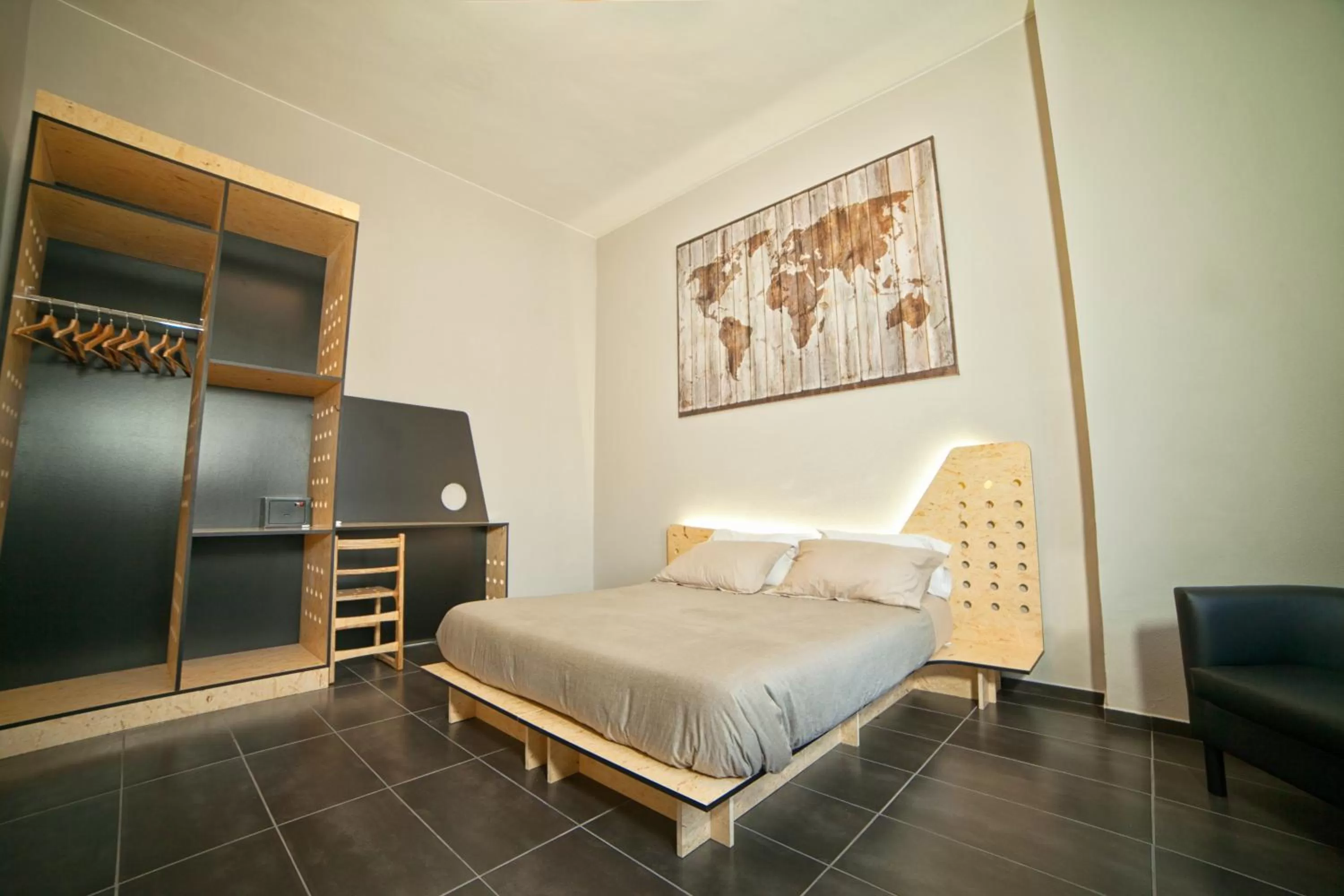 Bedroom, Bed in Factory Design