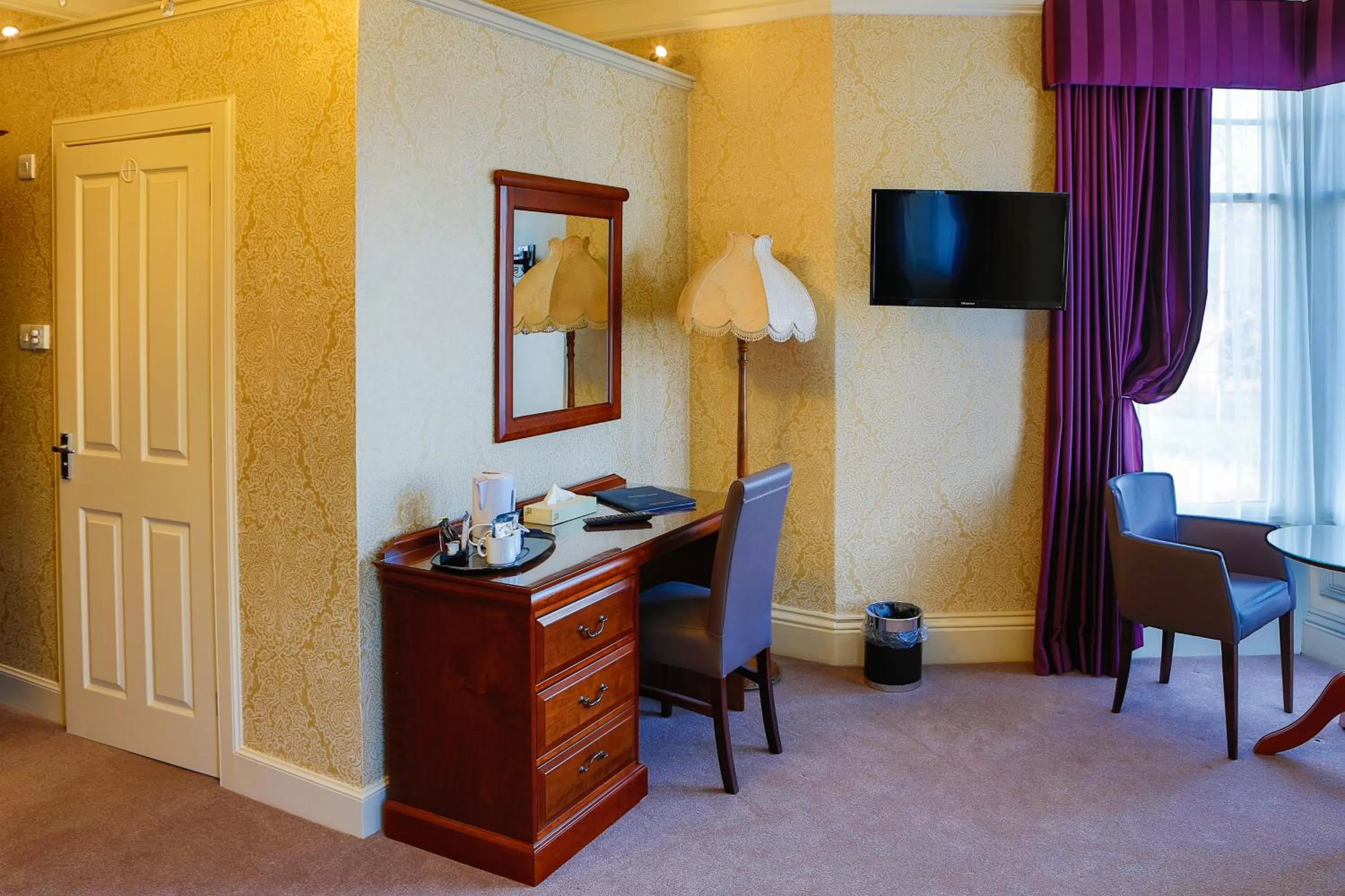 Seating area in Dunmuir Hotel