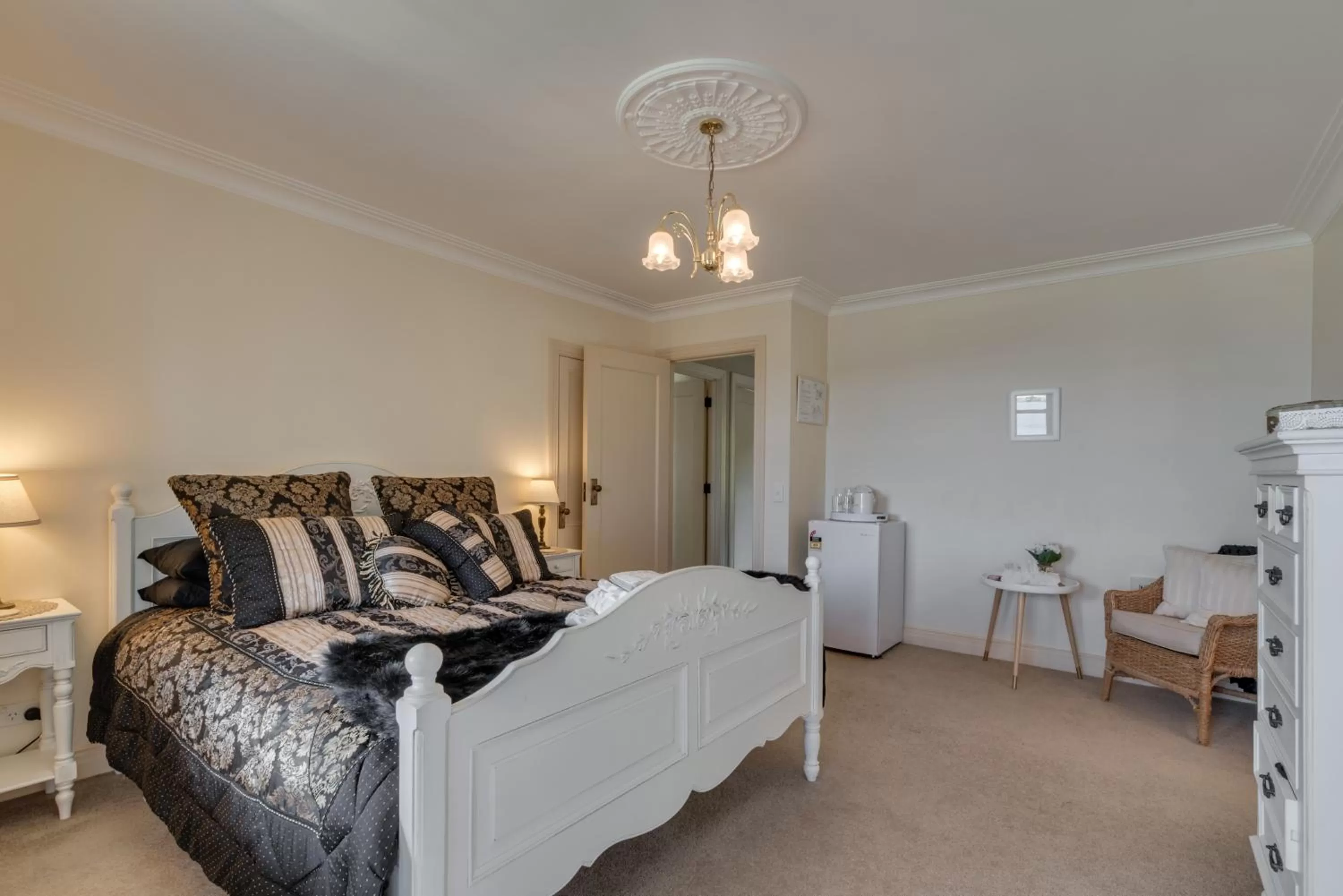 Bed in Bellevue Boutique Lodge