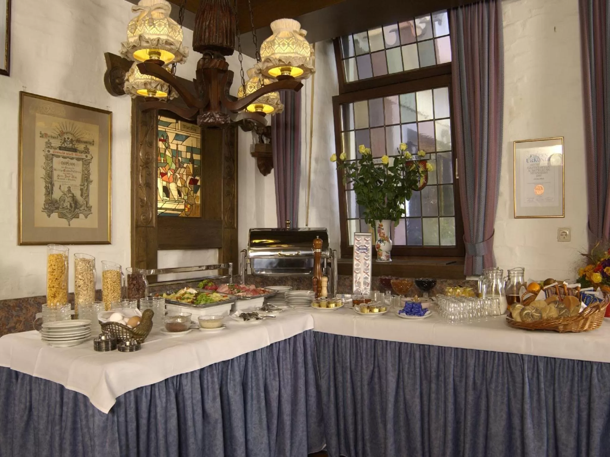 Restaurant/places to eat in City Partner Hotel Strauss