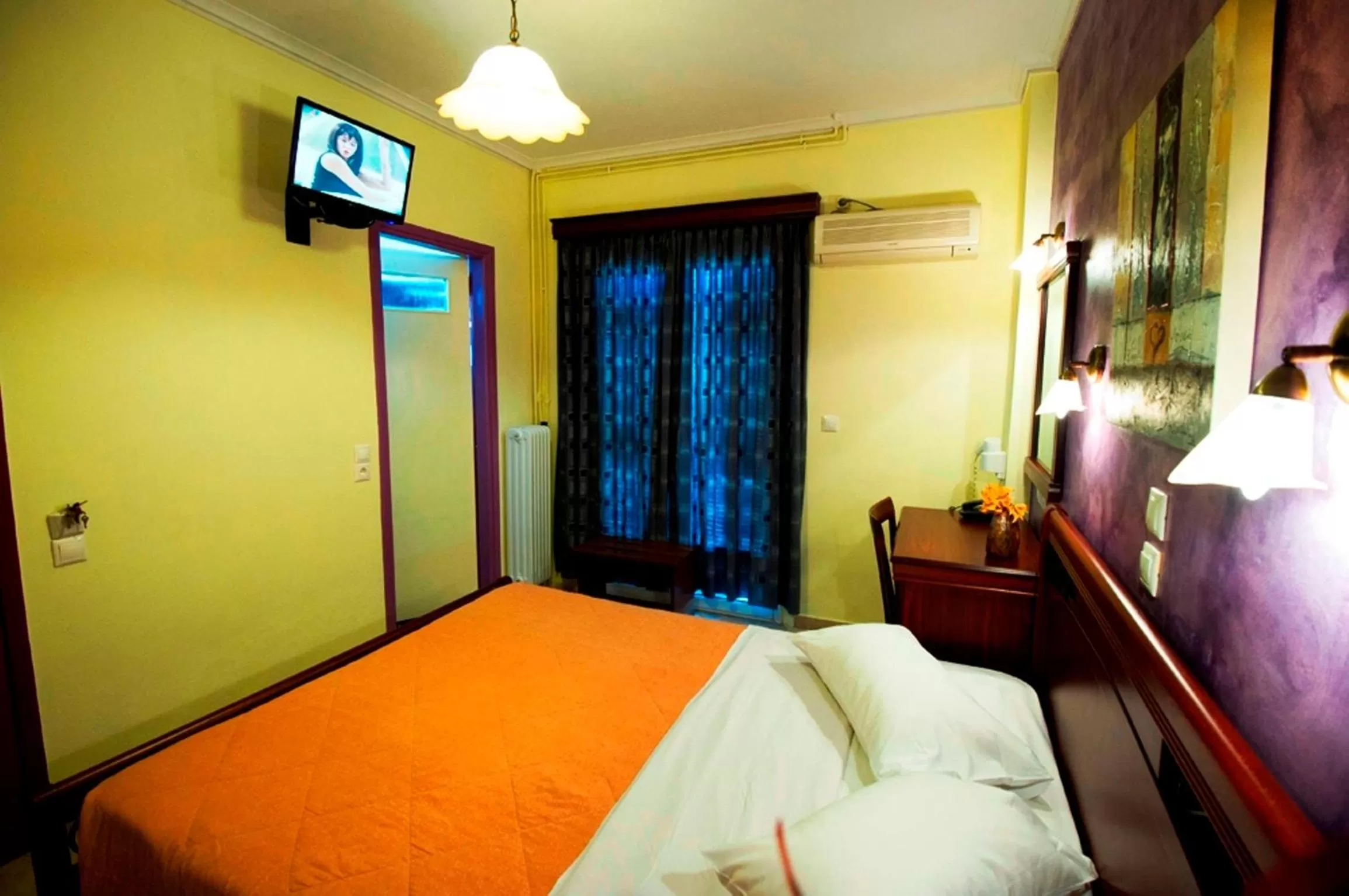 Bed in Pergamos Hotel