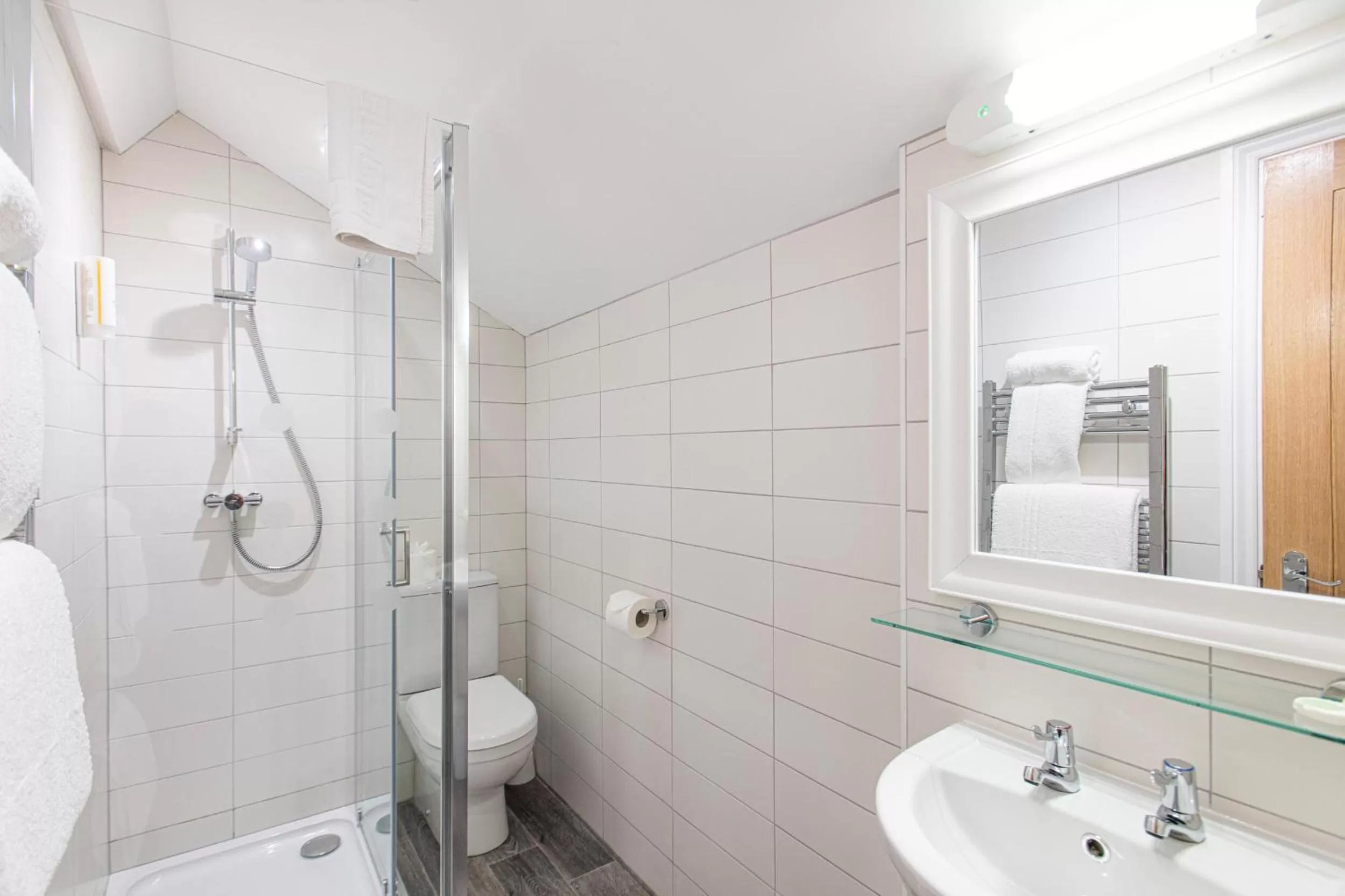 Shower in Tregenna Castle Resort