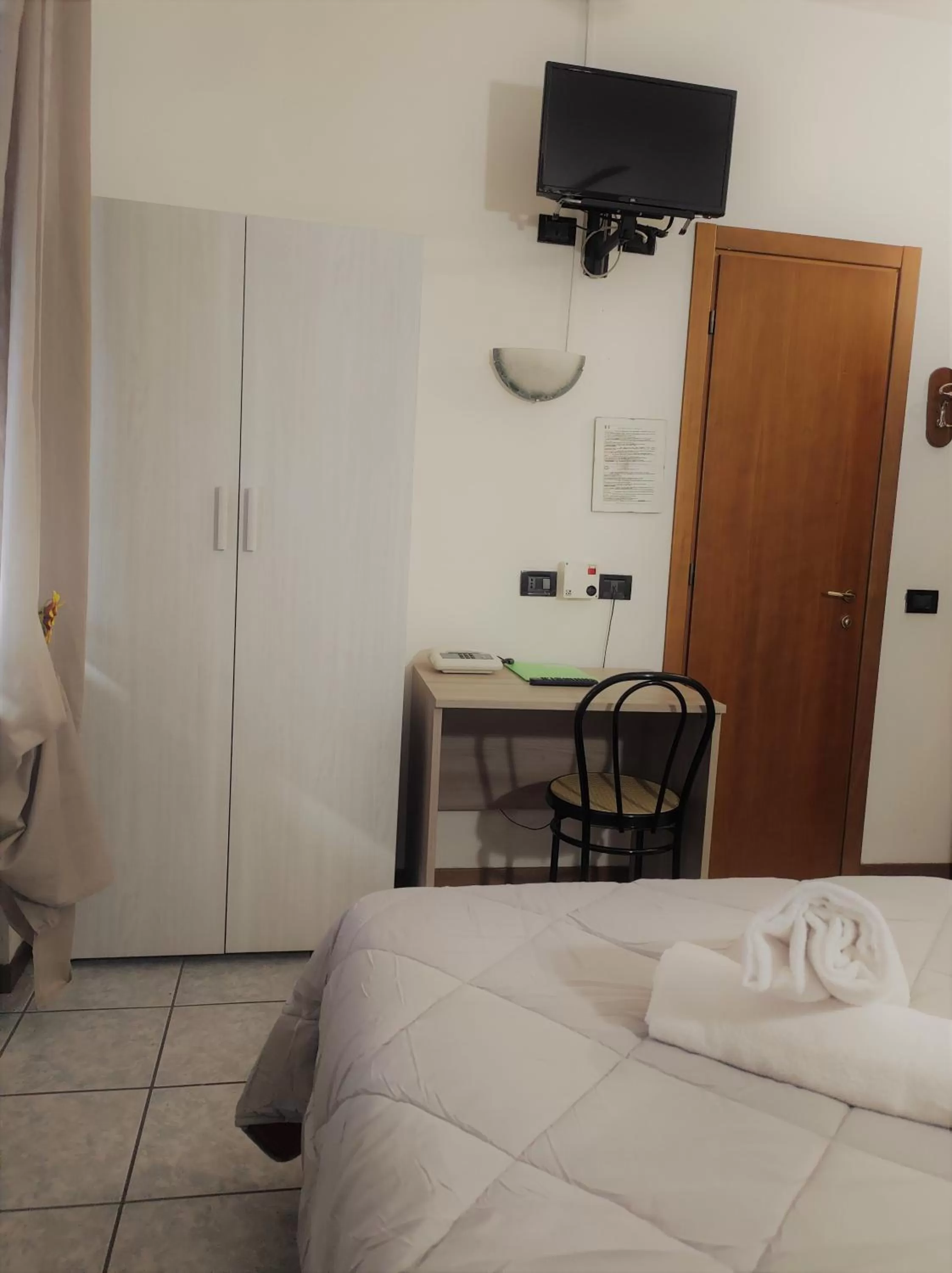 Bedroom, Bed in Hotel Marinoni