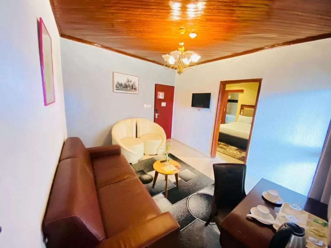 Seating area in Fini Hotel Bobende