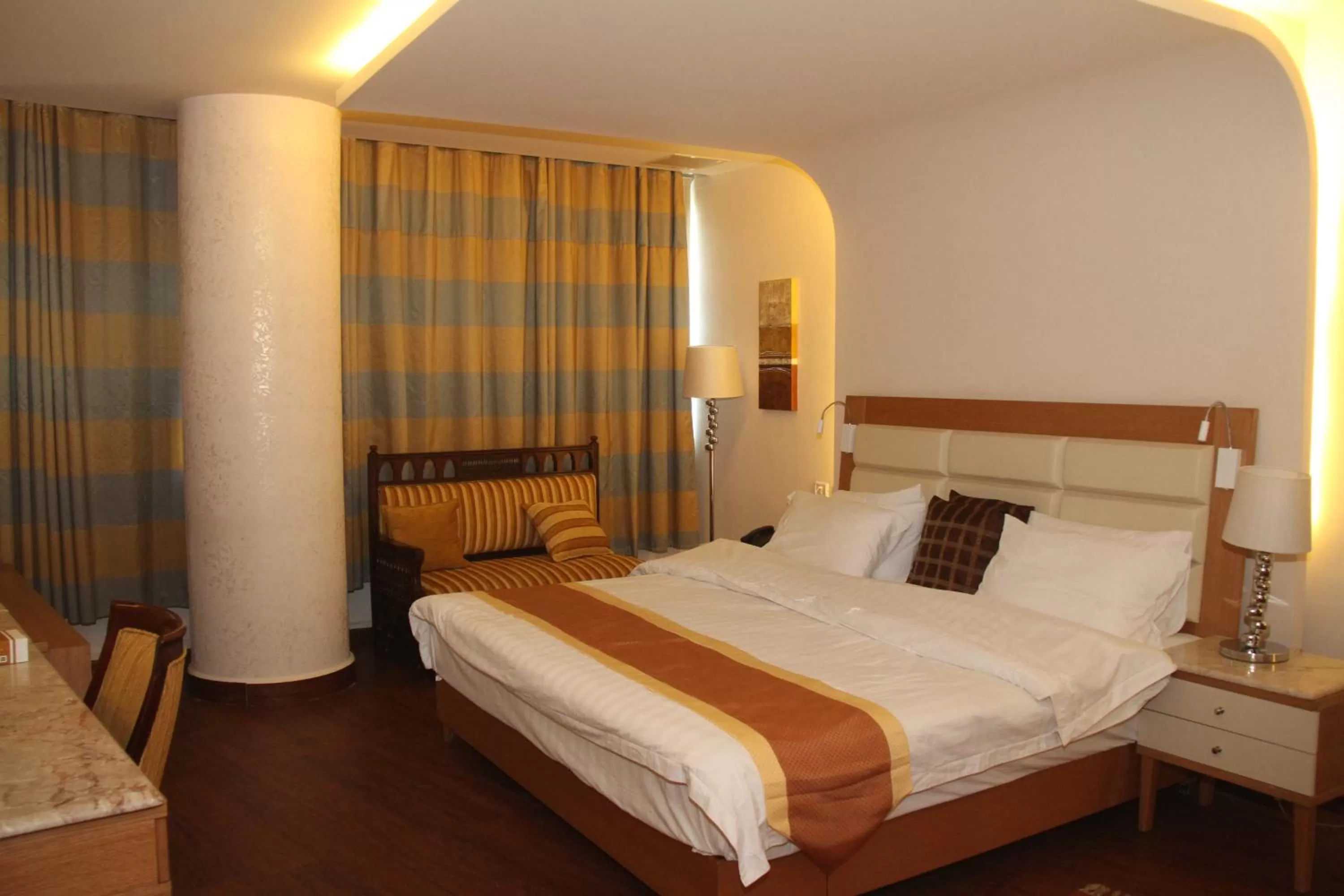 Bedroom, Room Photo in Saleem Afandi Hotel