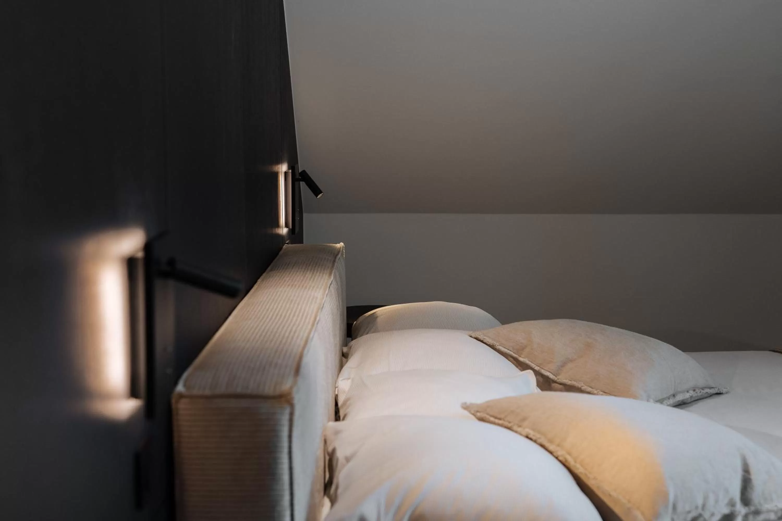 Bed in Cosmopolite Hotel Nieuwpoort-Bad