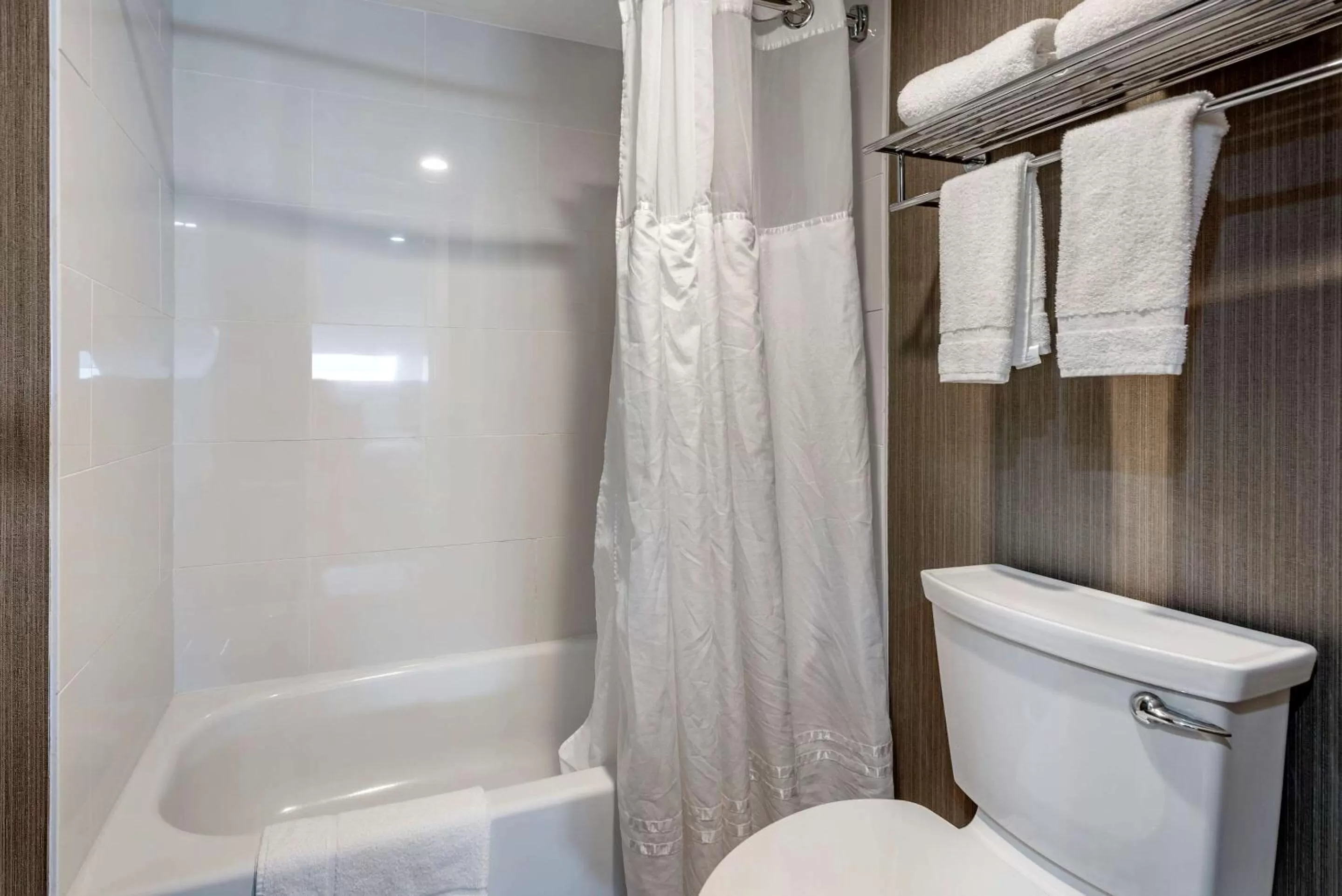 Bathroom in Somerset Lofts