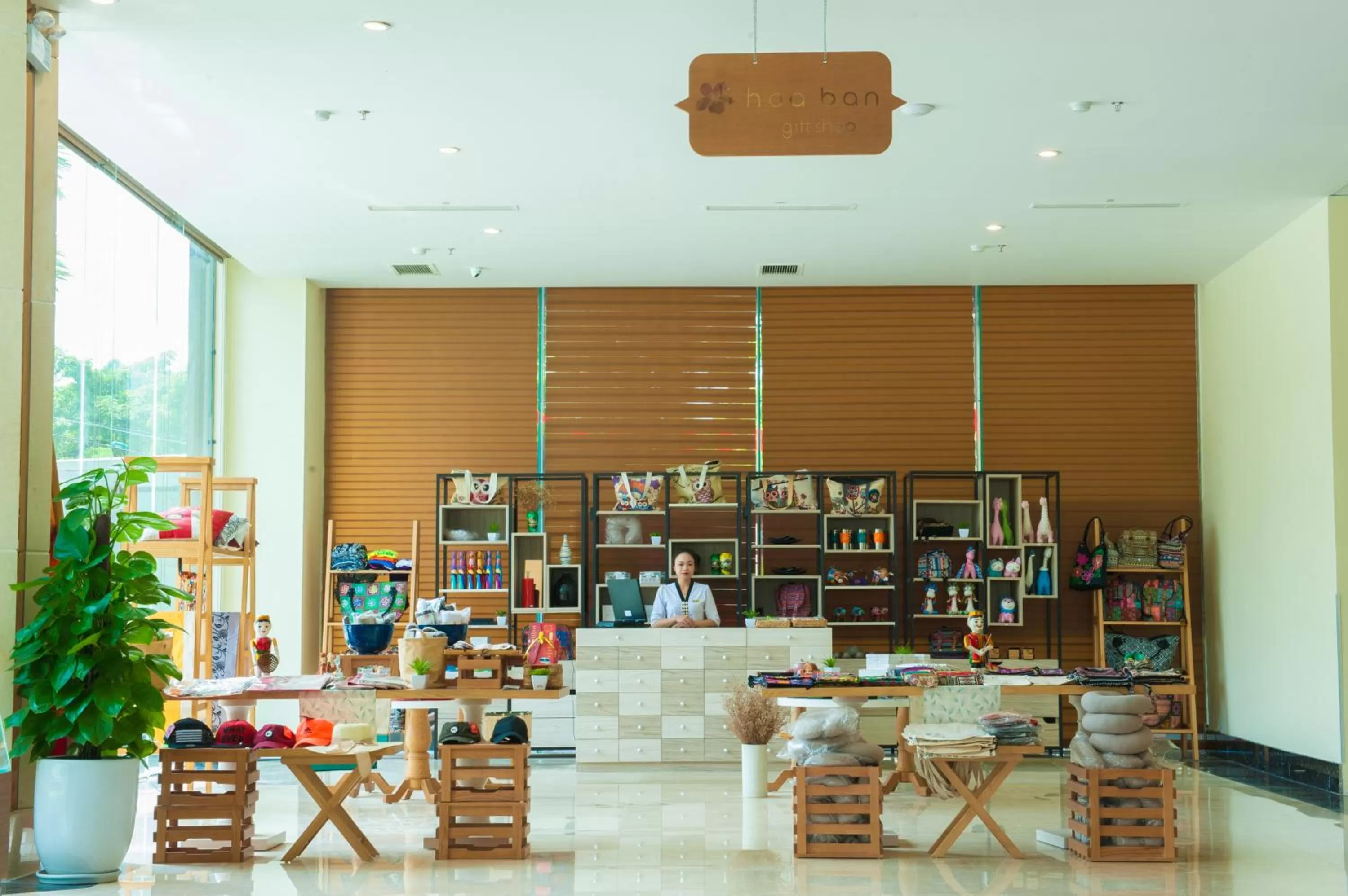 On-site shops in Muong Thanh Grand Tuyen Quang Hotel