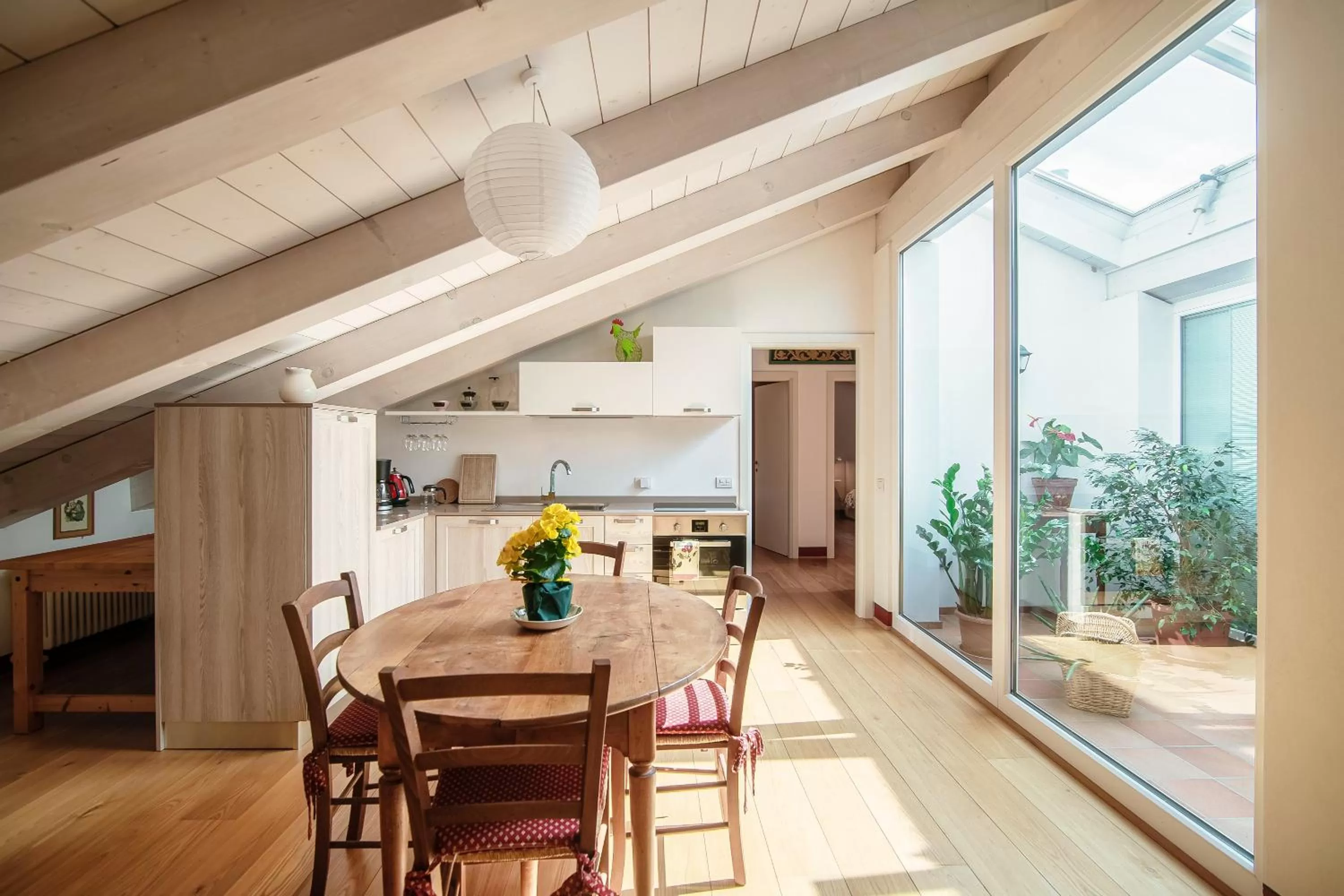 Kitchen or kitchenette, Dining Area in Castello di Brusata Apartment