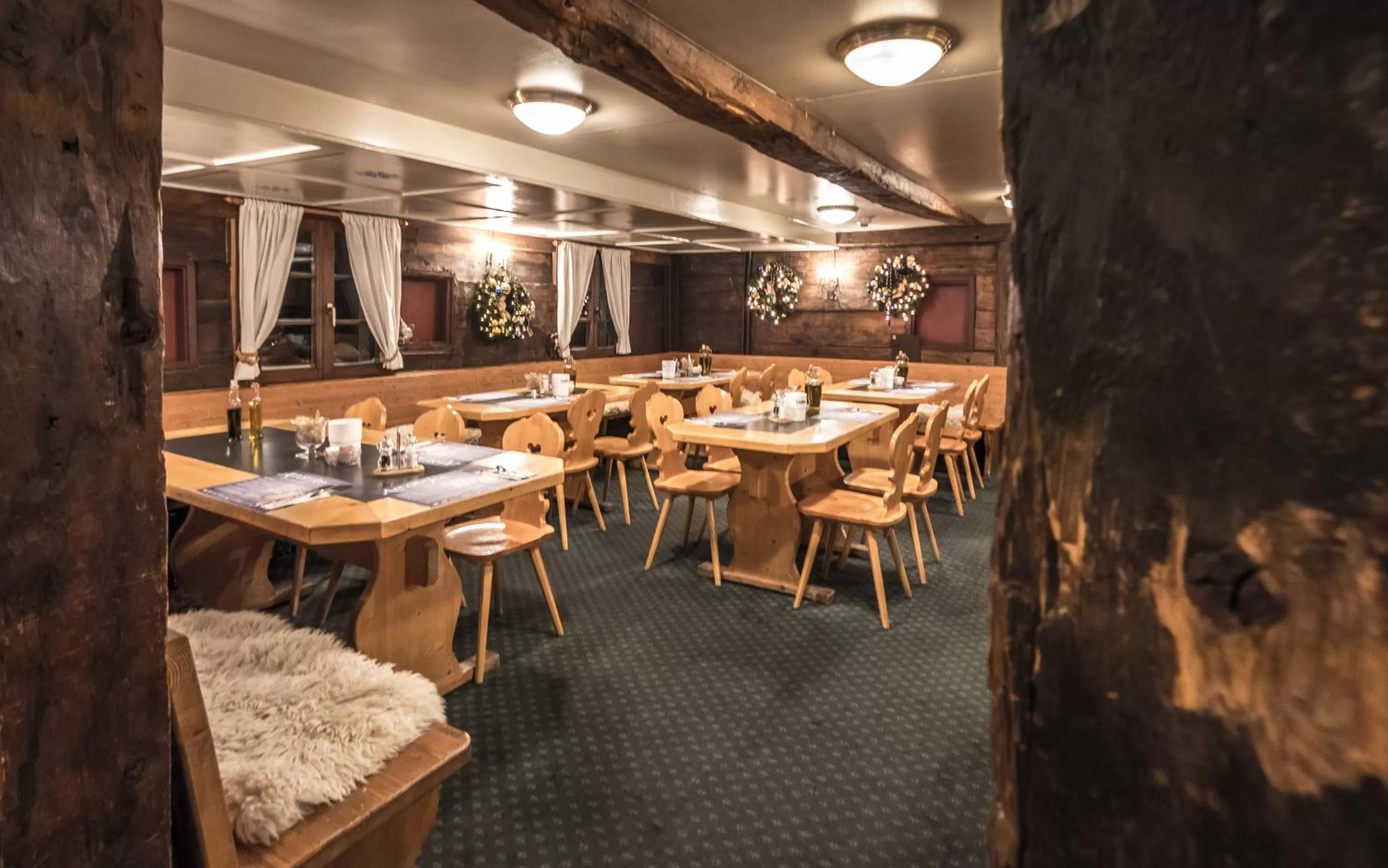 Restaurant/places to eat in Hotel Alte Post by Mountain Hotels