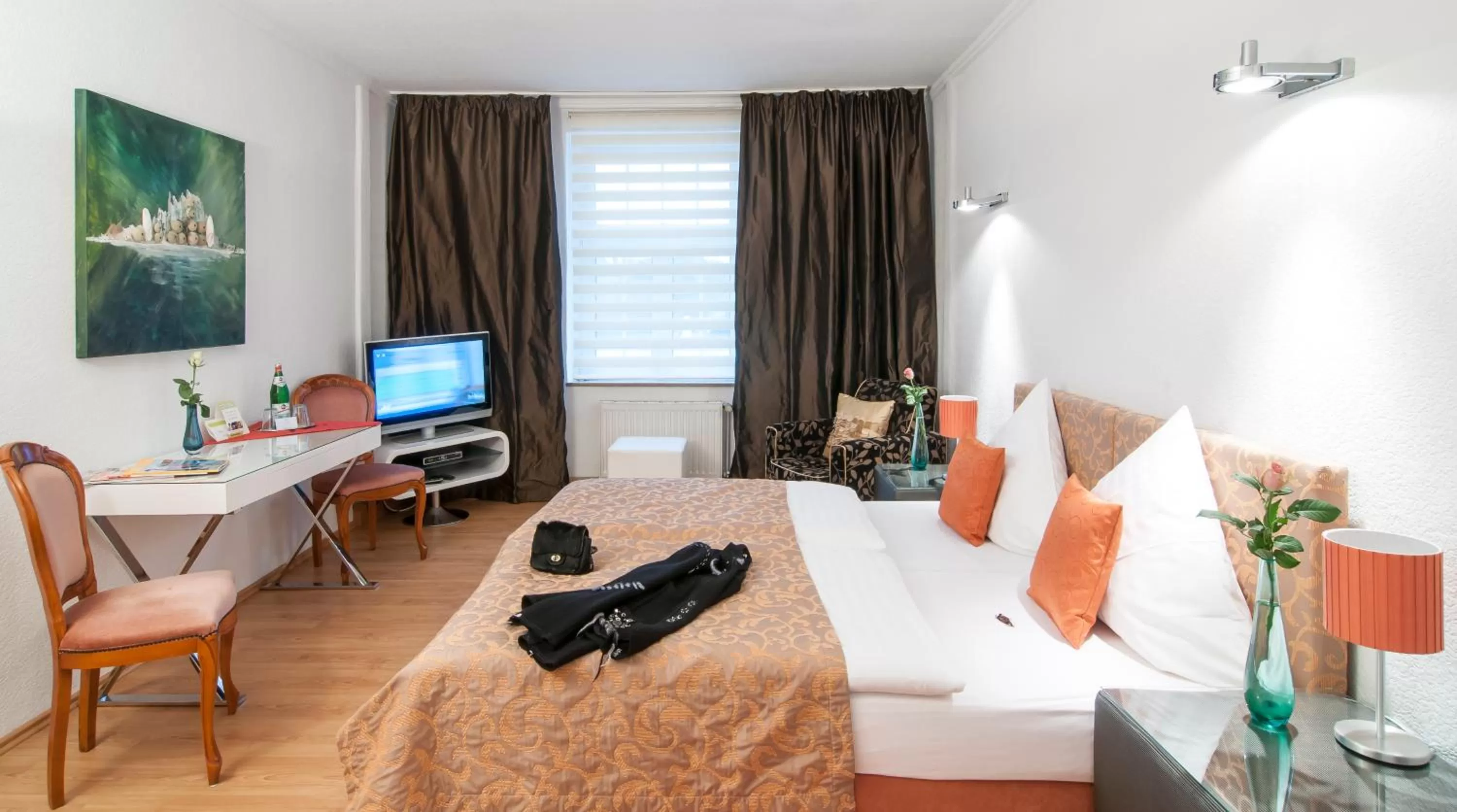 Bed in Hotel Service Apartments am Prinzenplatz - Superior