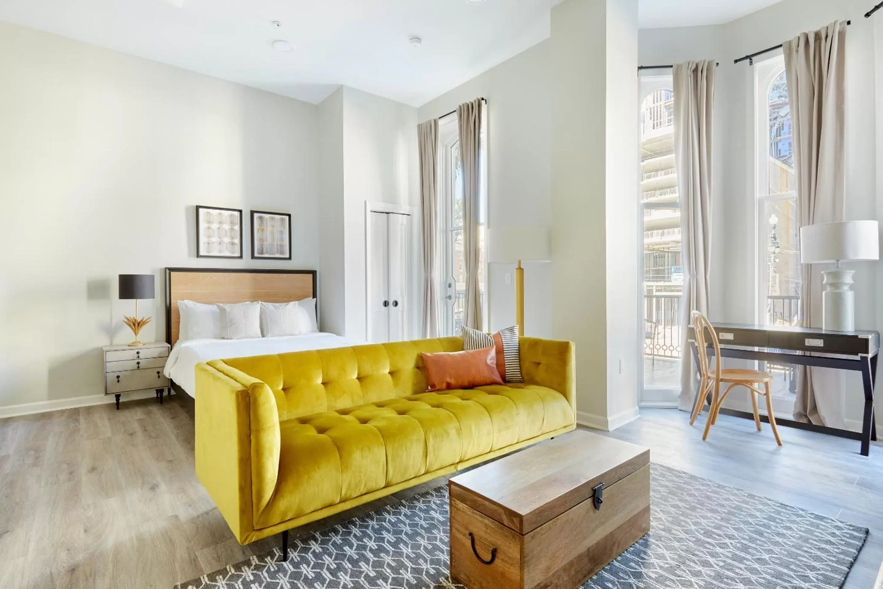 Deluxe Queen Studio in Sonder at The Promenade Deluxe Queen Studio in Sonder at The Promenade