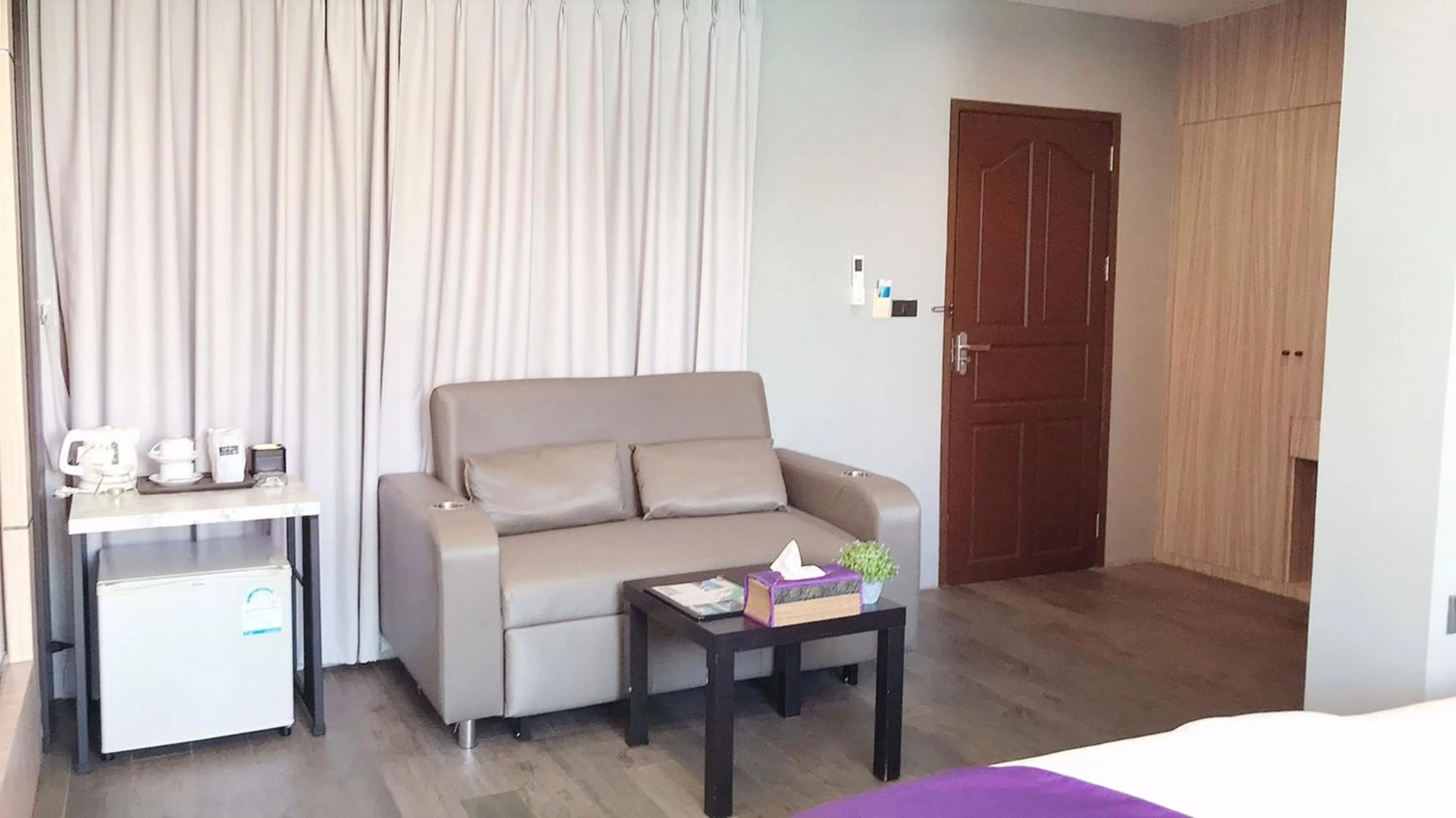 Bedroom, Bed in Cliff Lanta Suite-Koh Lanta Krabi