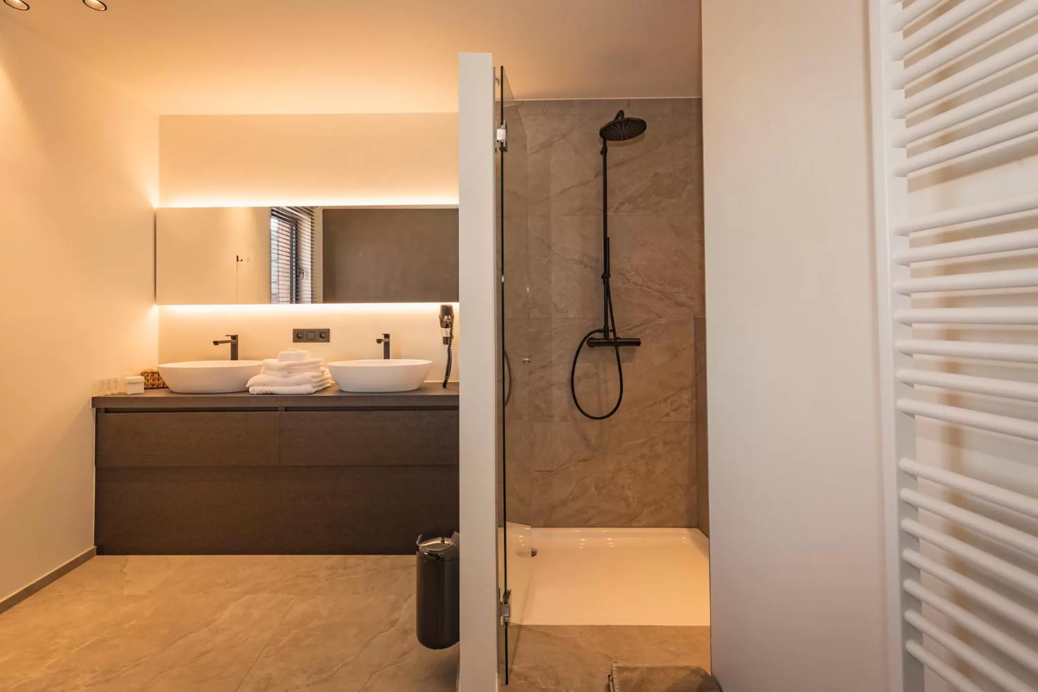 Bathroom in Hotel De Jachthoorn