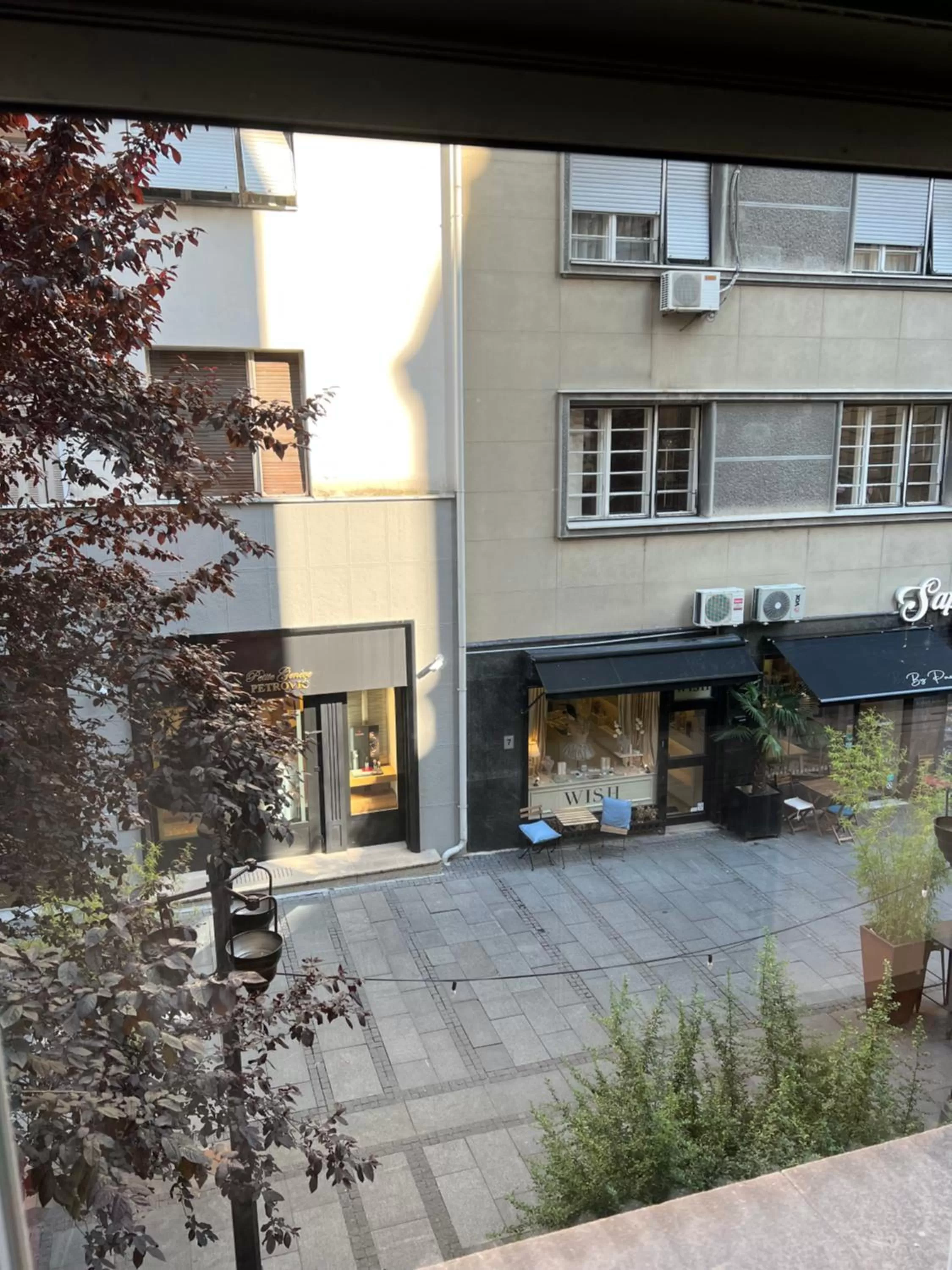 Day, Property Building in Tulum Apart Center Belgrade