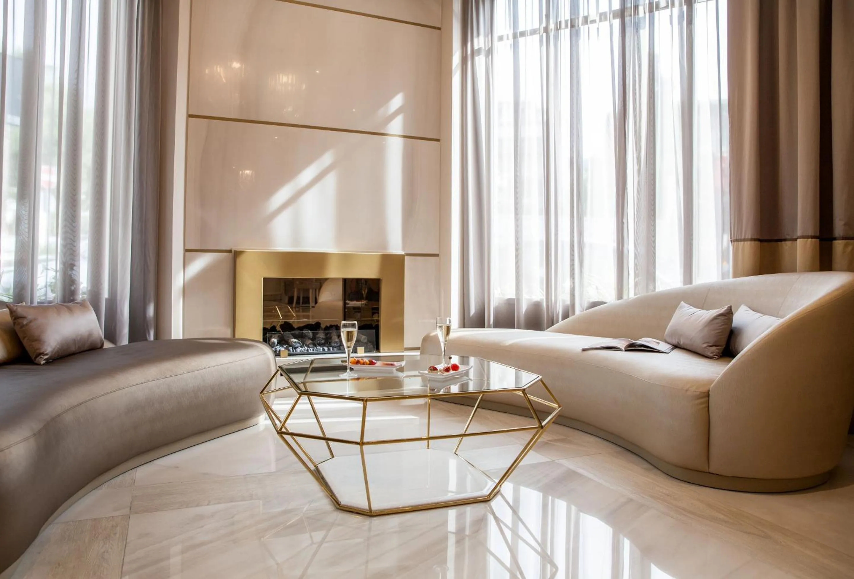 Communal lounge/ TV room in Hotel Dei Fiori Restaurant - Meeting & Spa